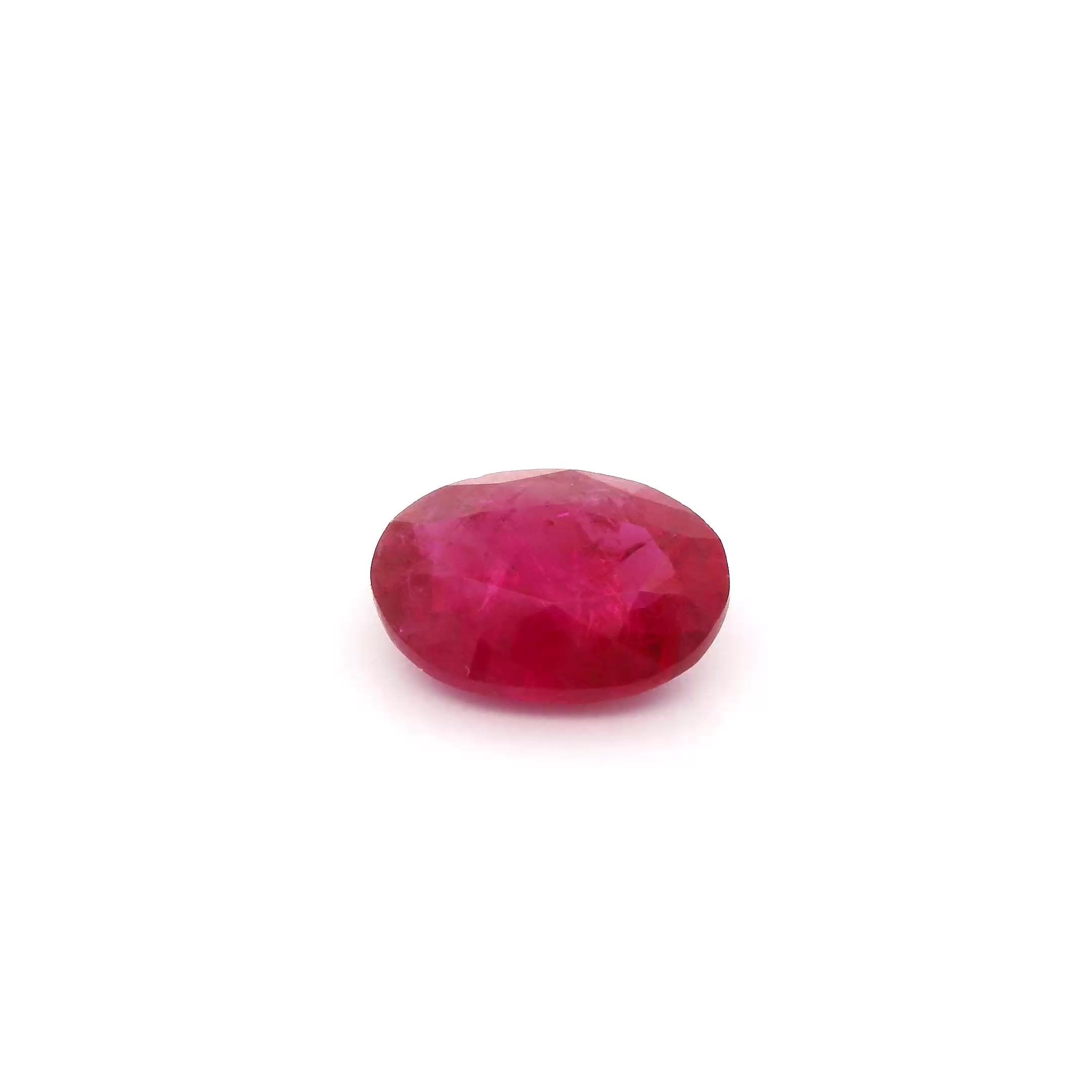 1.58 ct Oval Red Natural Ruby