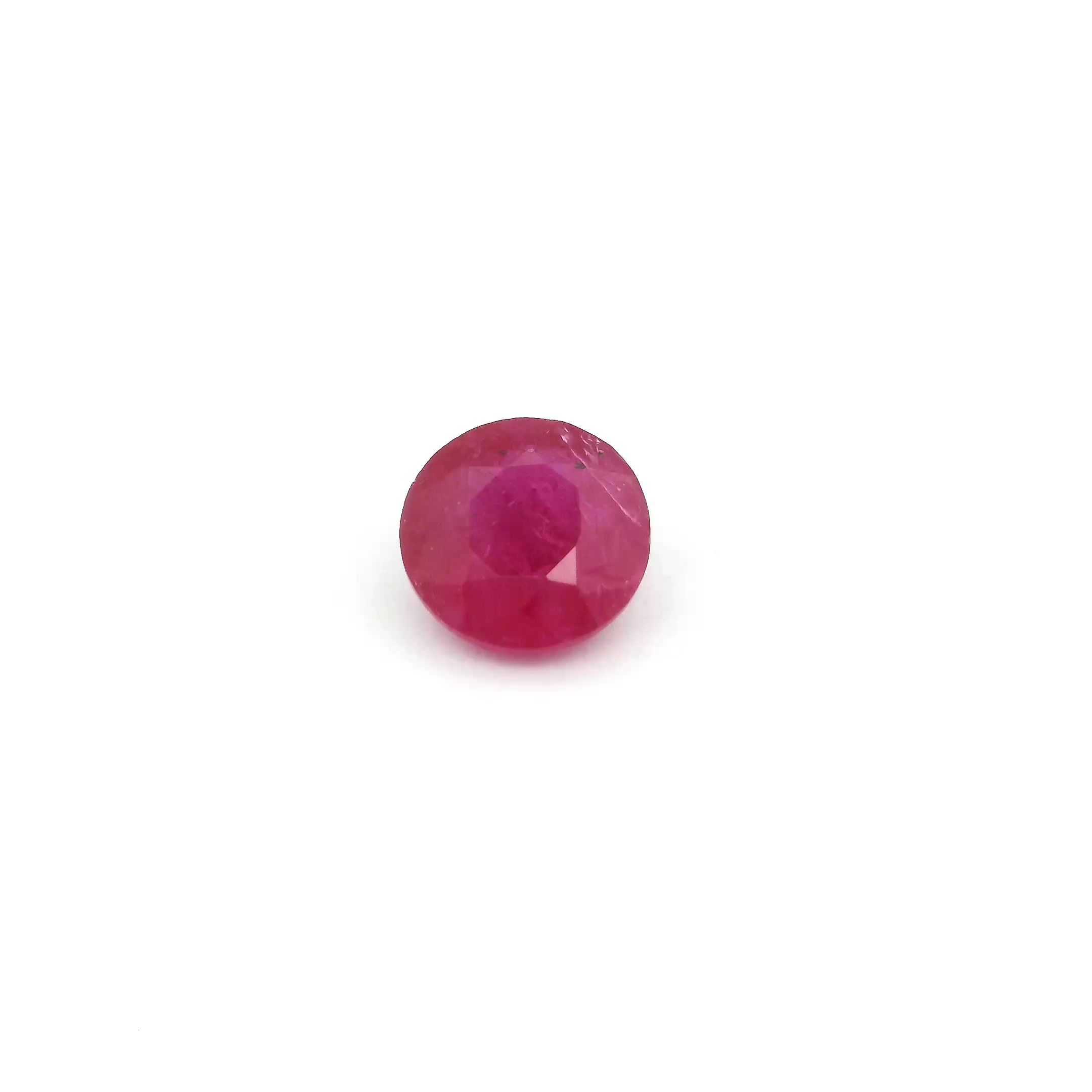 0.92 ct Round Red Natural Ruby