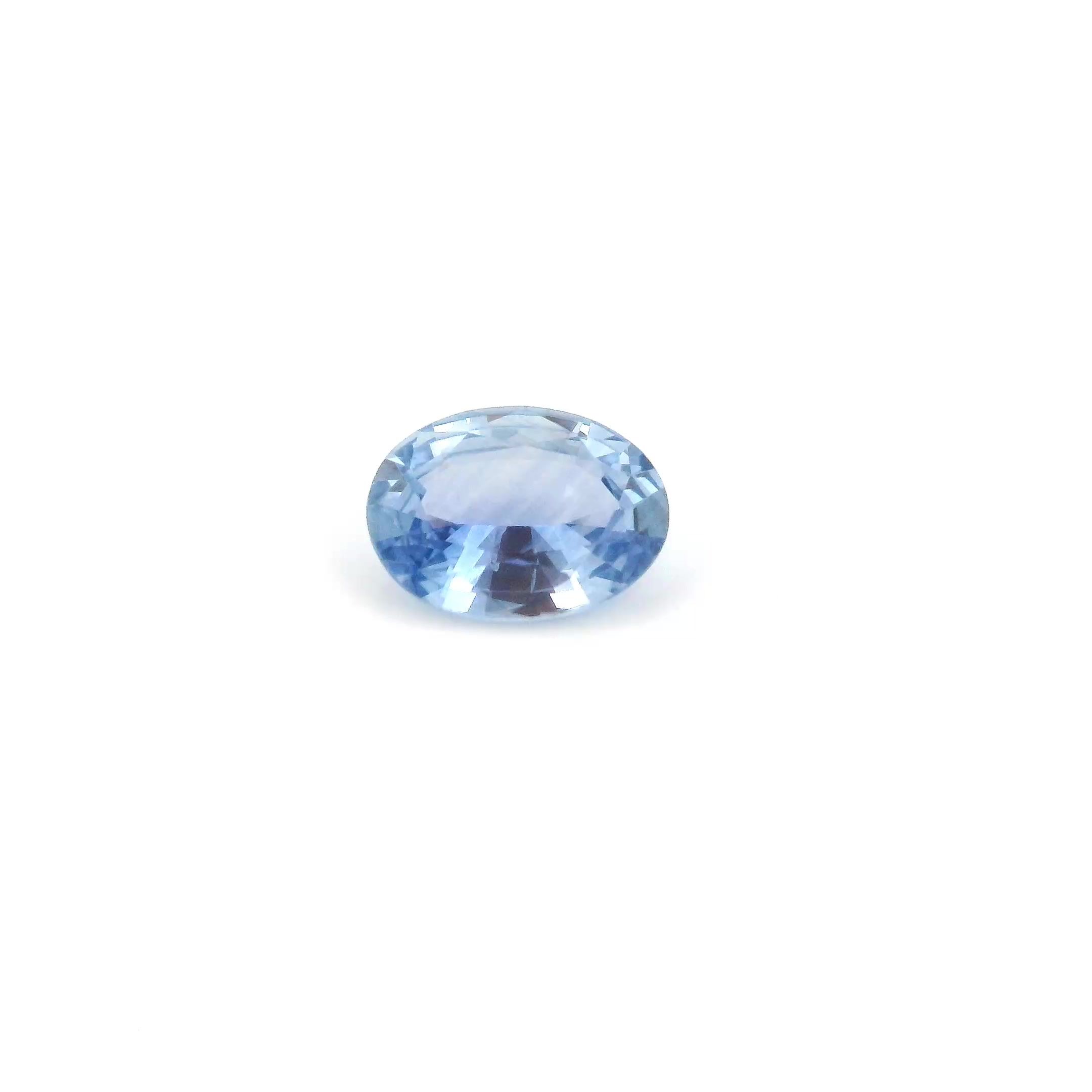 0.85 ct Oval Blue Natural Sapphire
