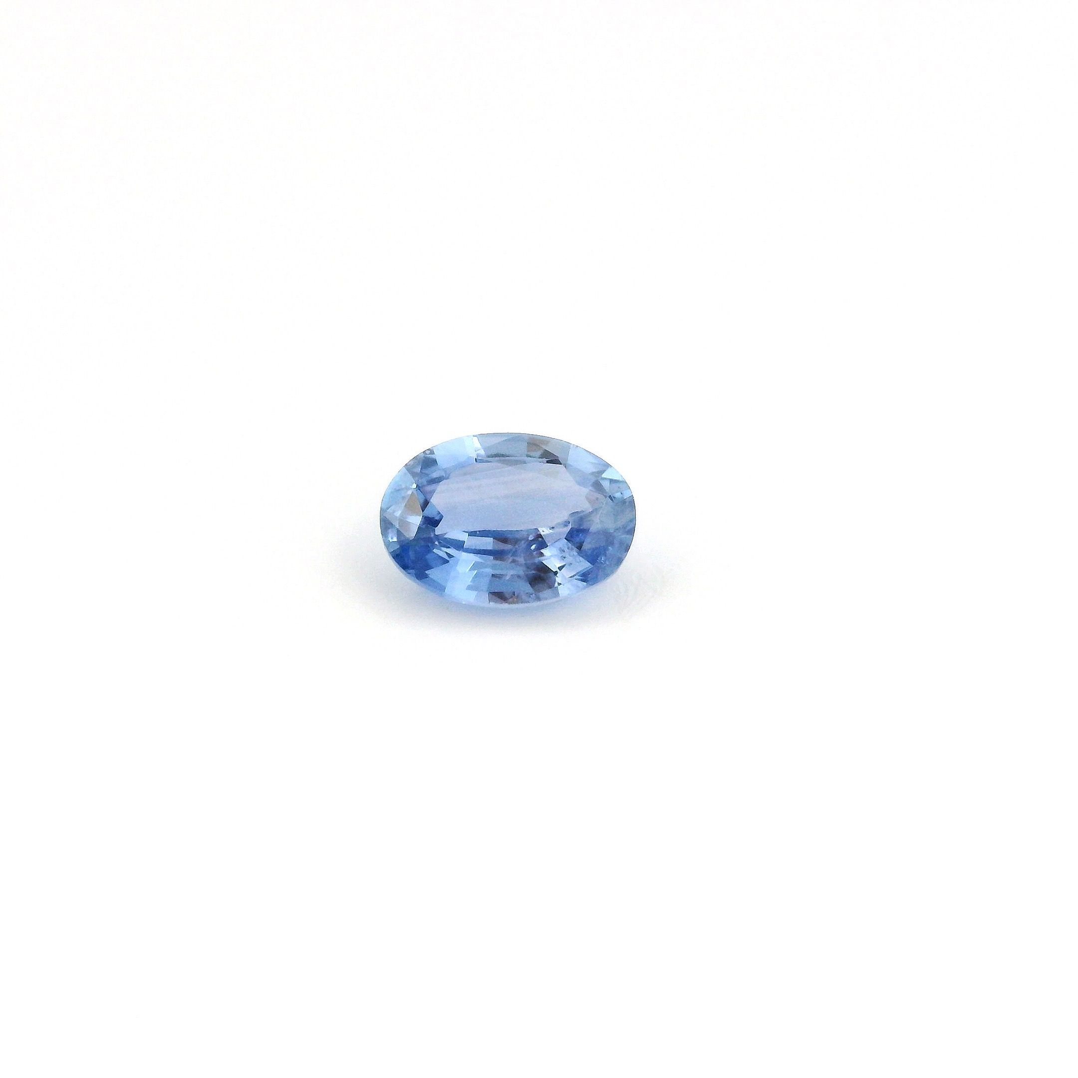 0.60 ct Oval Blue Natural Sapphire