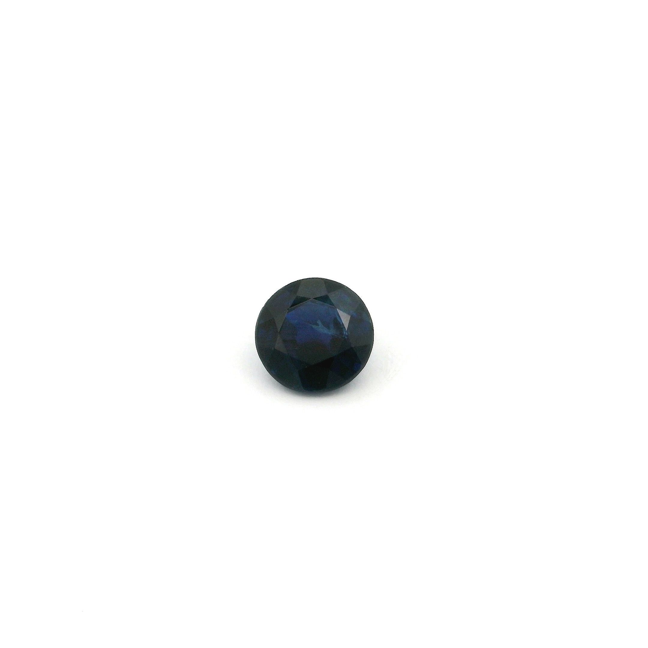 0.55 ct Round Blue Natural Sapphire