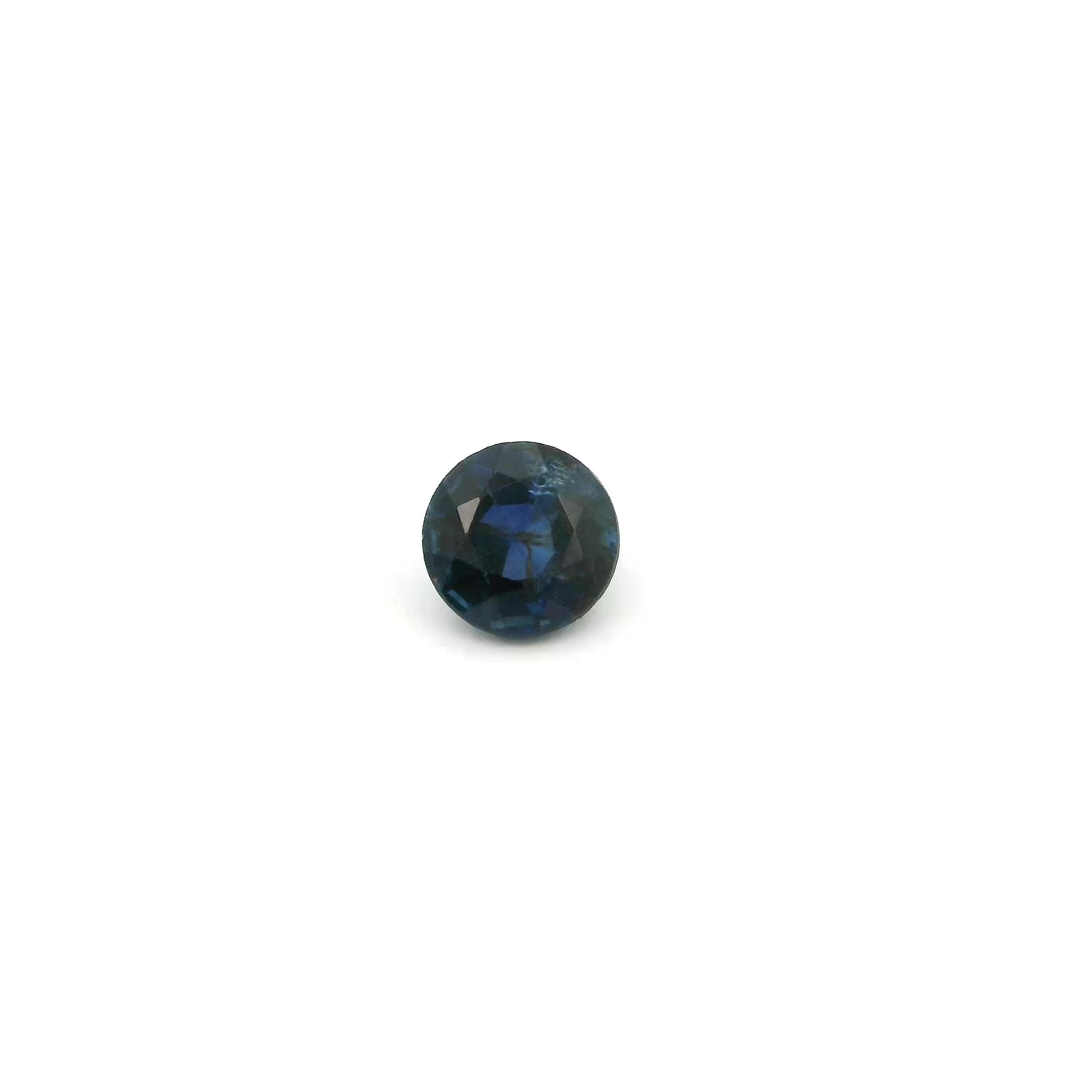 0.53 ct Round Blue Natural Sapphire