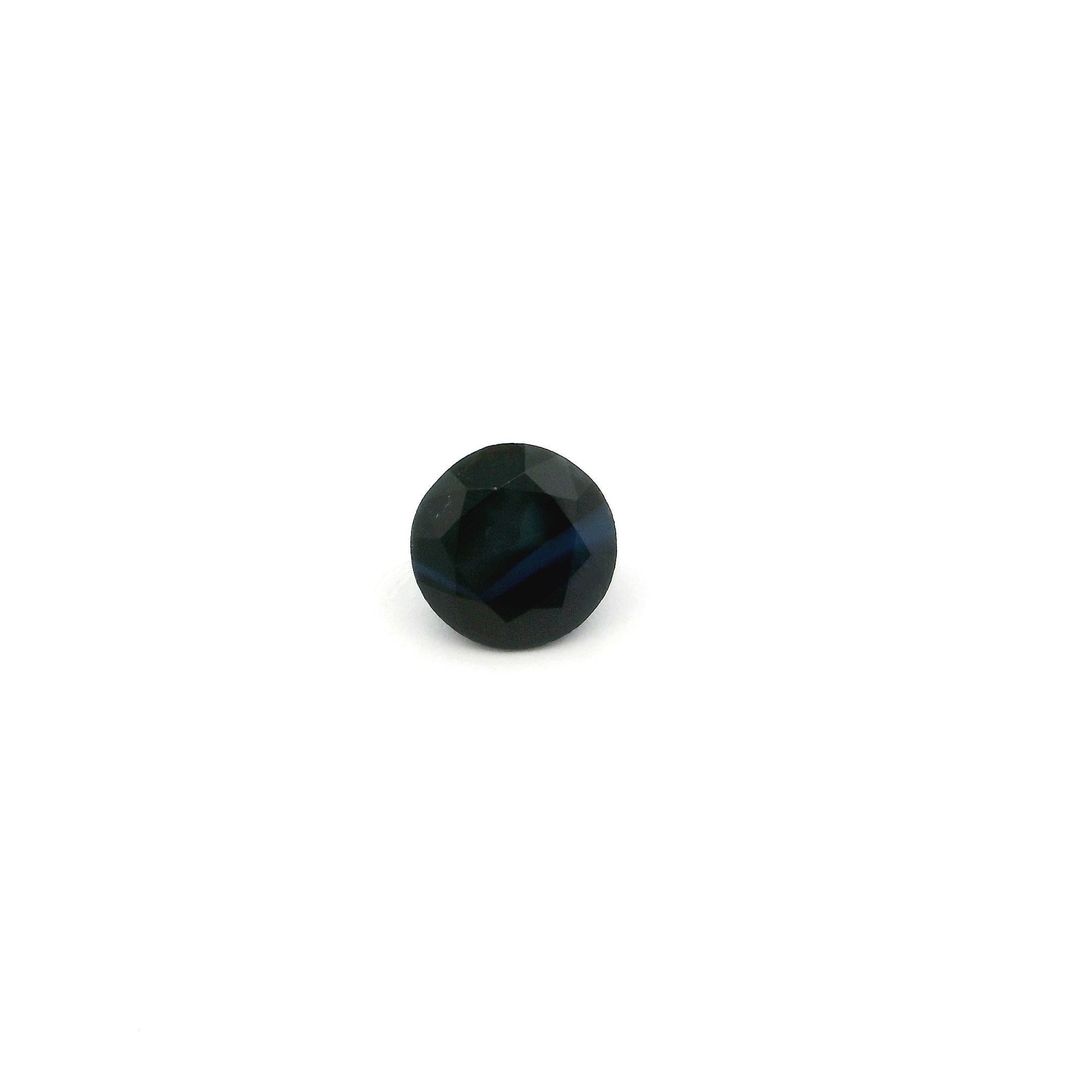 0.62 ct Round Blue Natural Sapphire