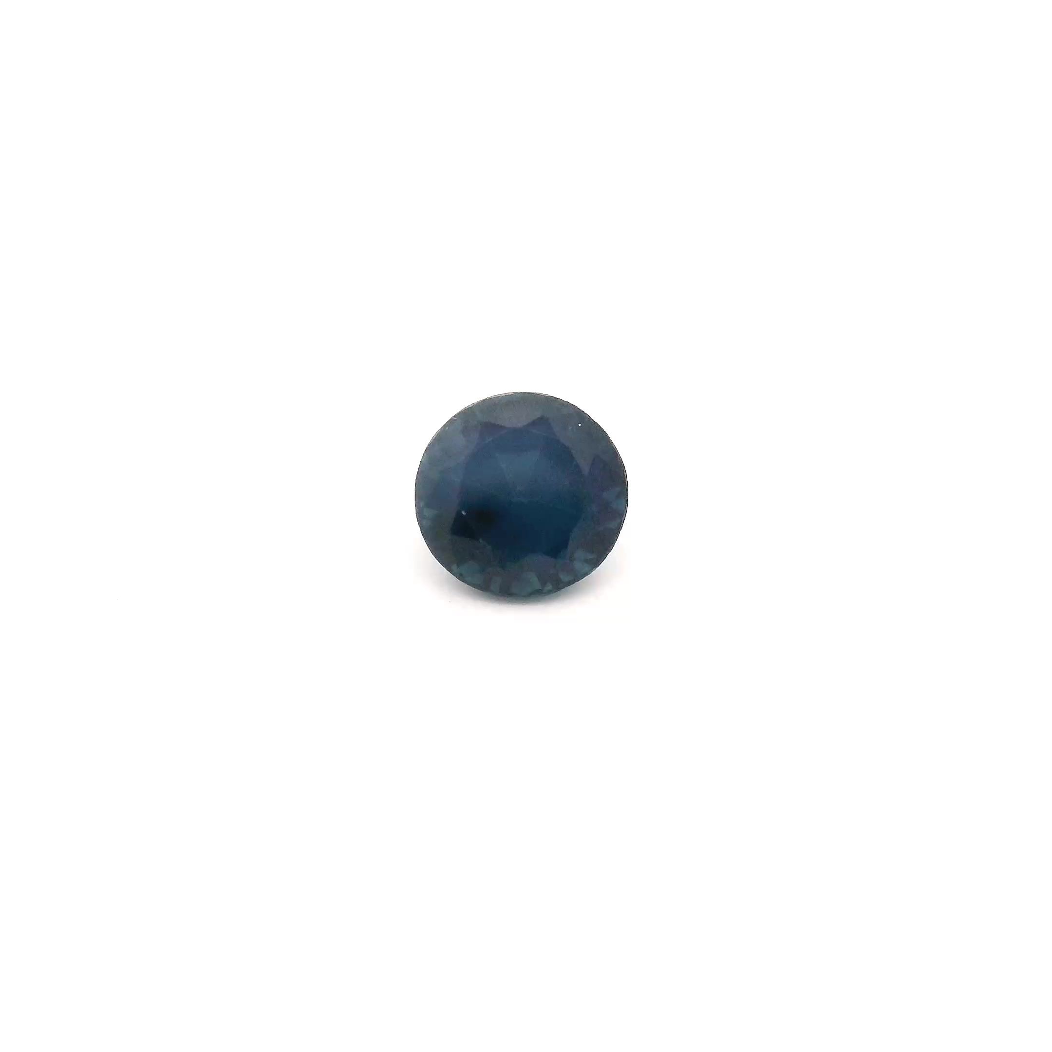 0.68 ct Round Blue Natural Sapphire