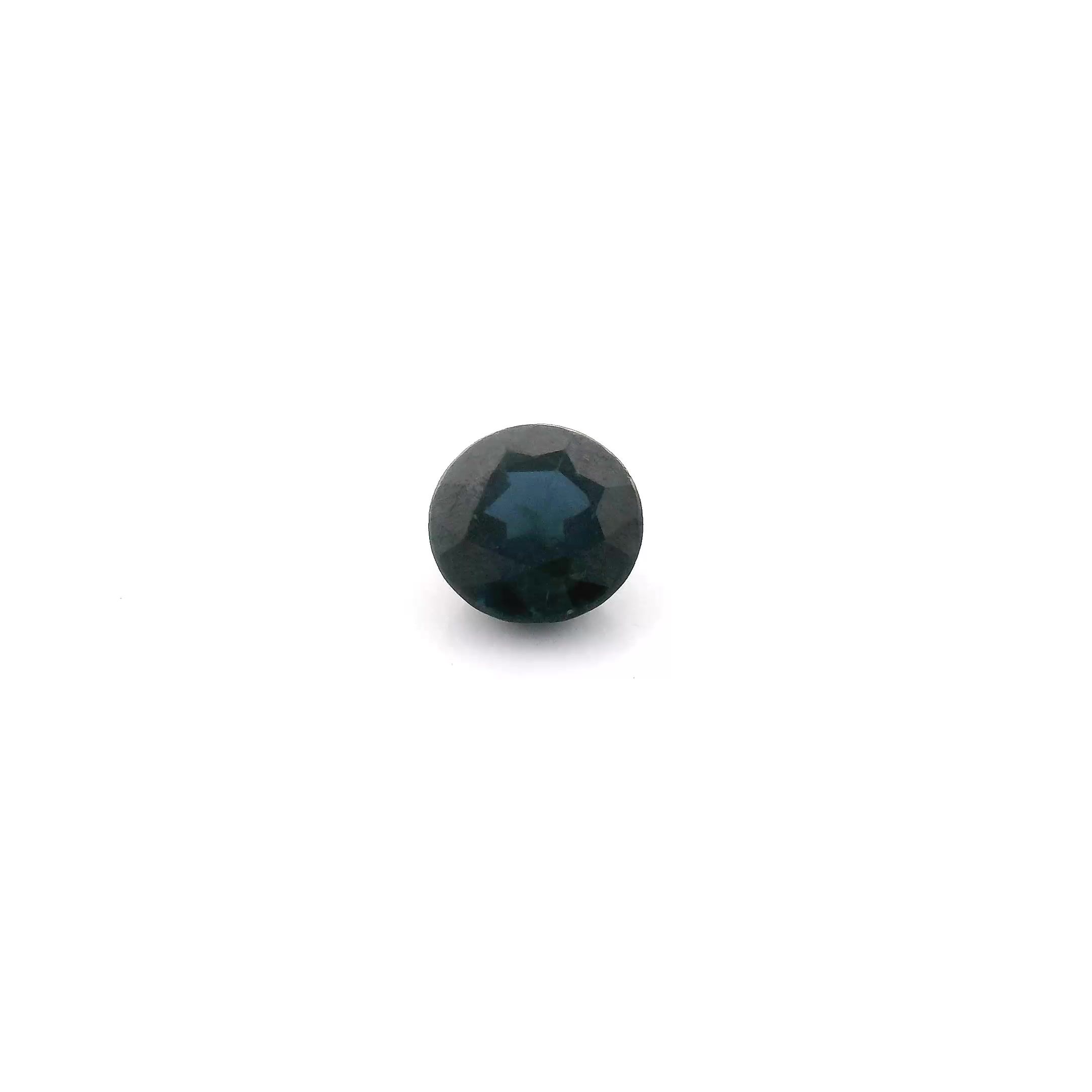 0.60 ct Round Blue Natural Sapphire