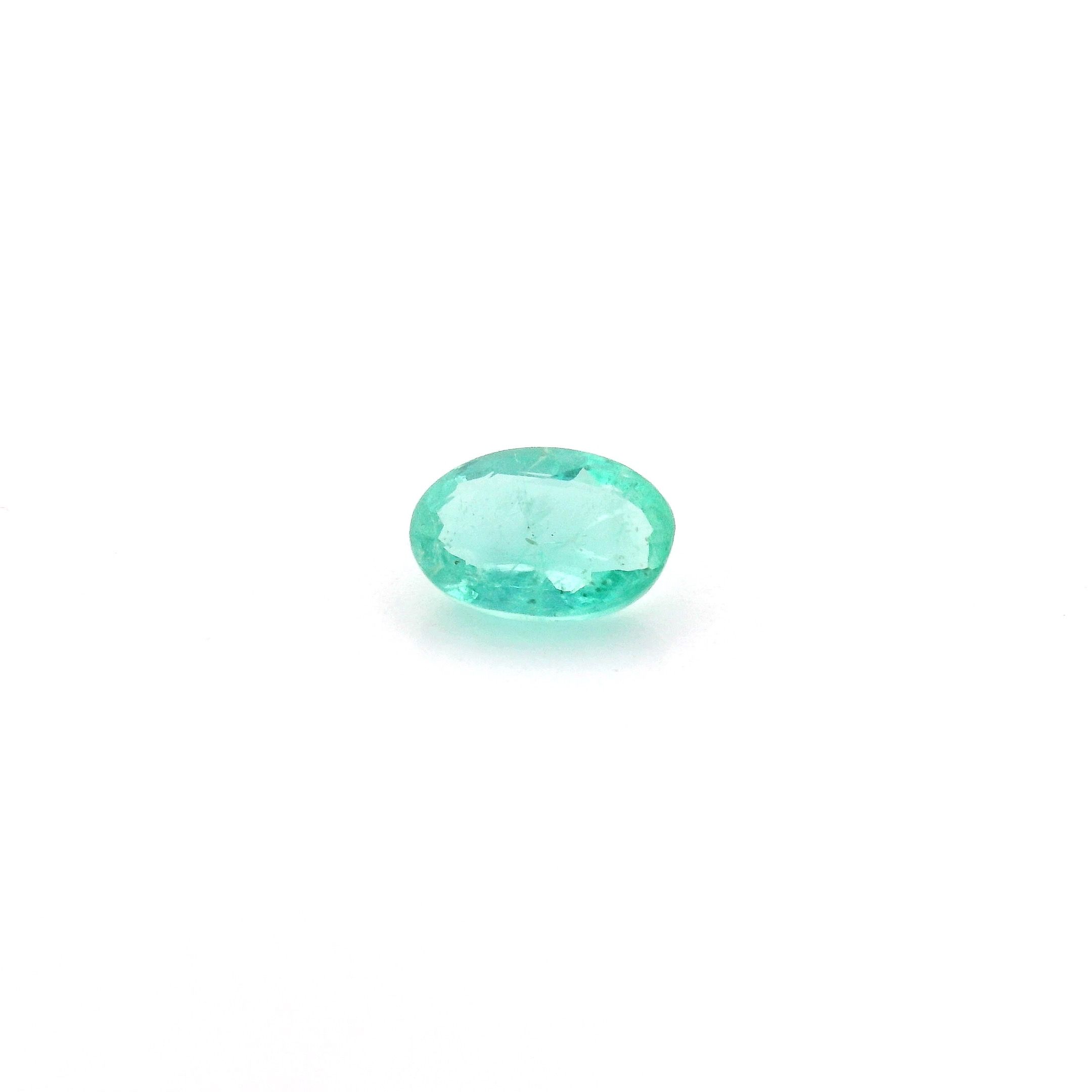 0.45 ct Oval Green Natural Emerald
