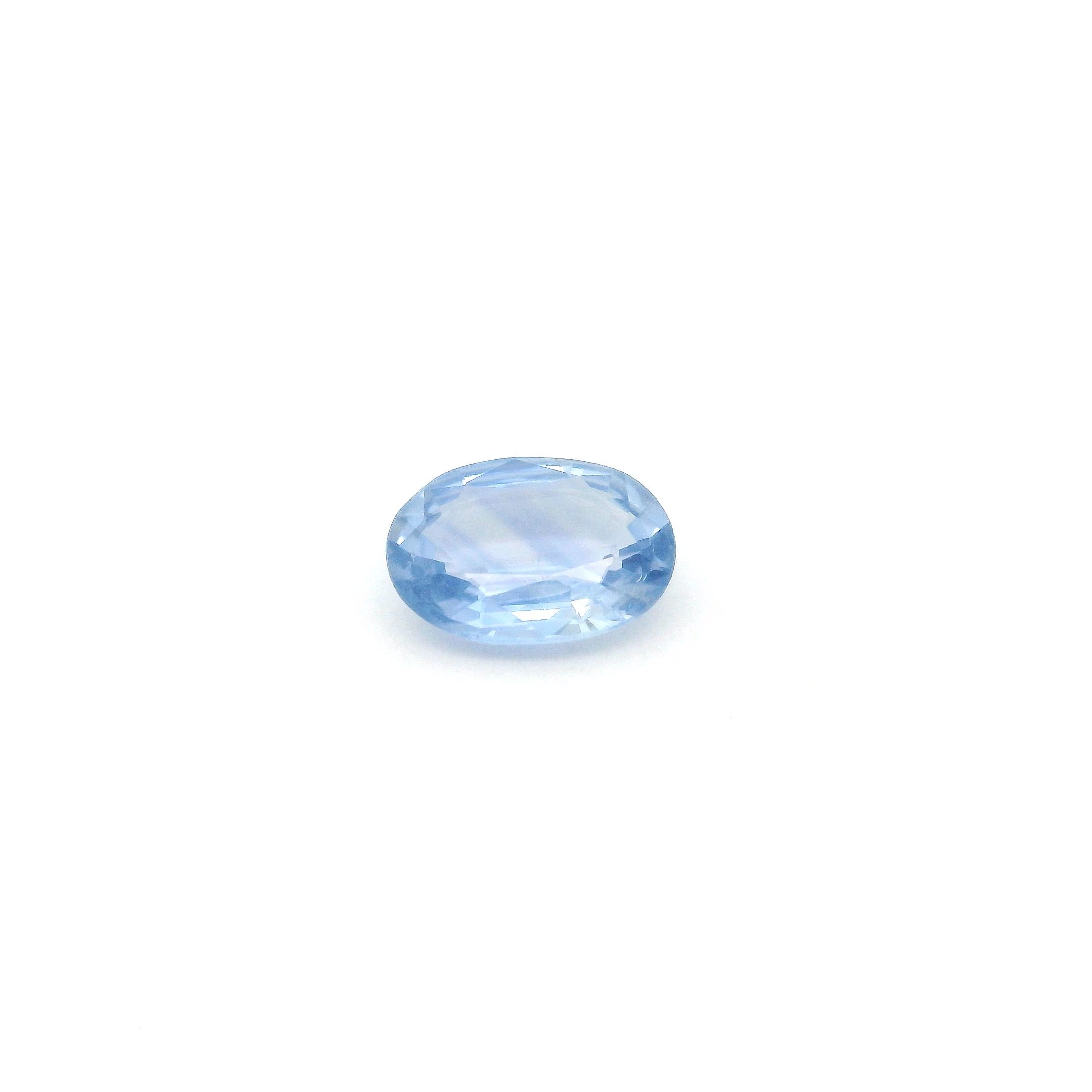 0.86 ct Oval Blue Natural Sapphire