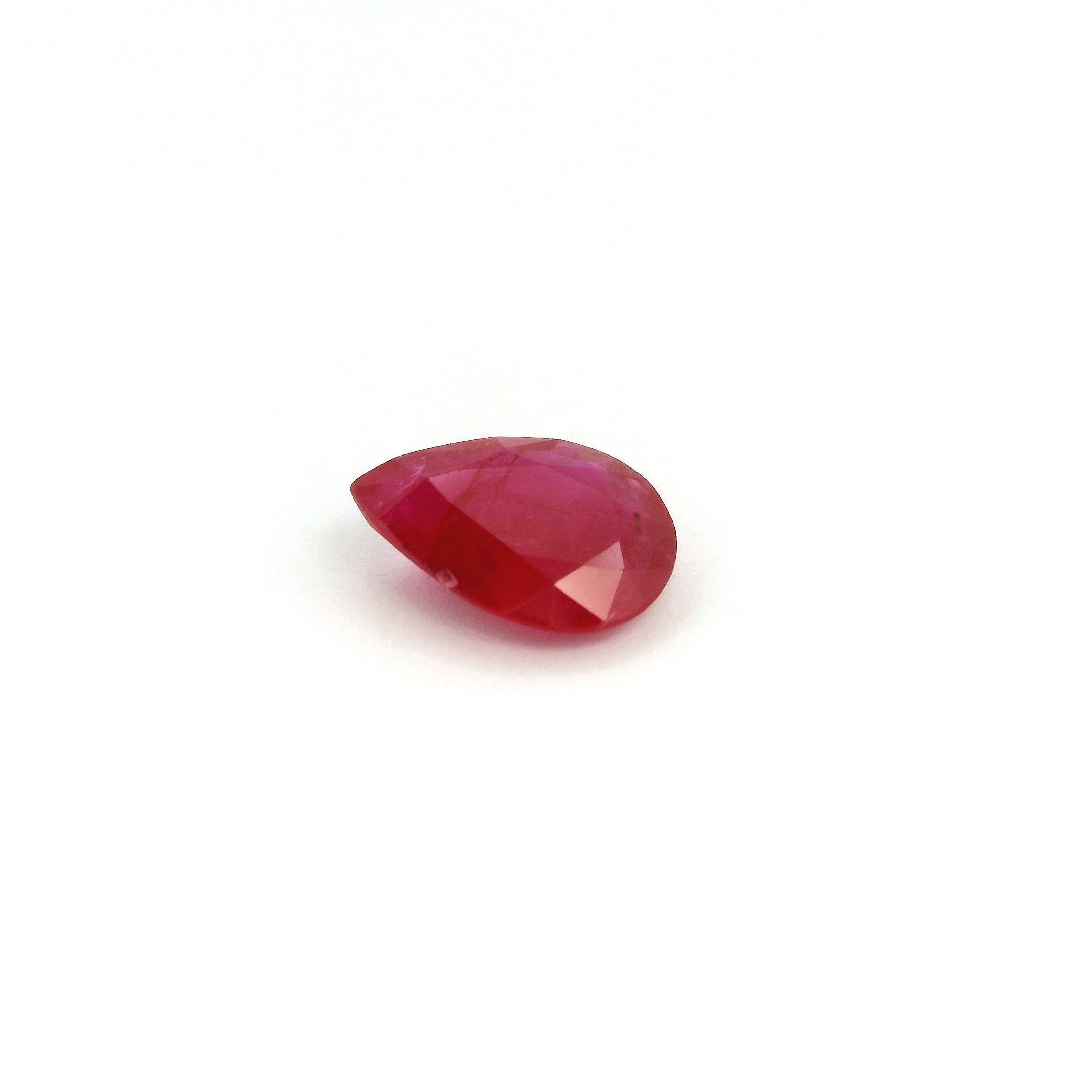 1.04 ct Pear Red Natural Ruby
