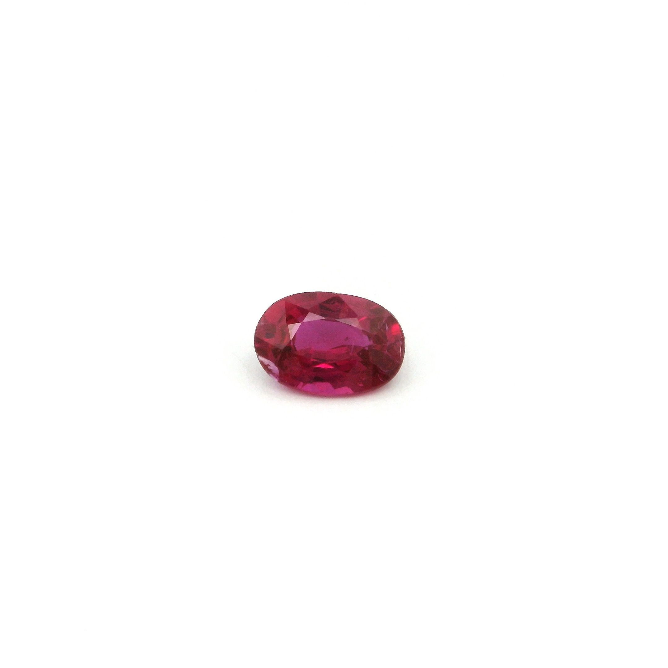 0.55 ct Oval Red Natural Ruby