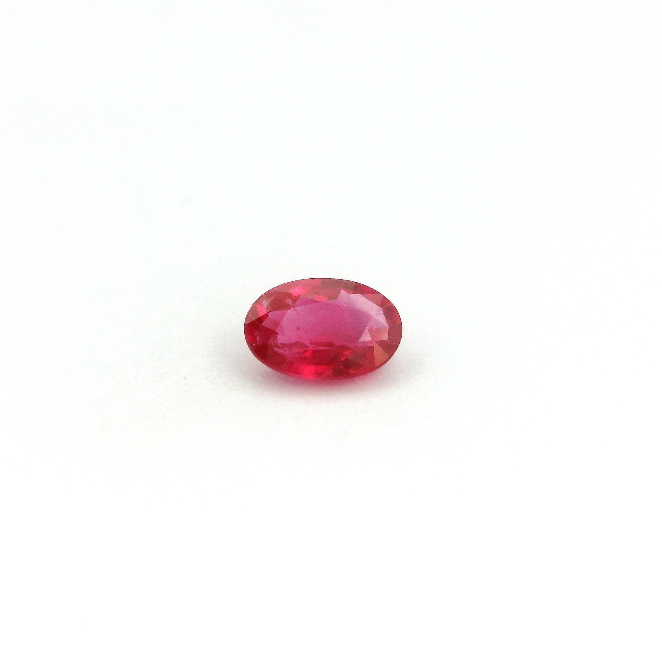 0.59 ct Oval Red Natural Ruby