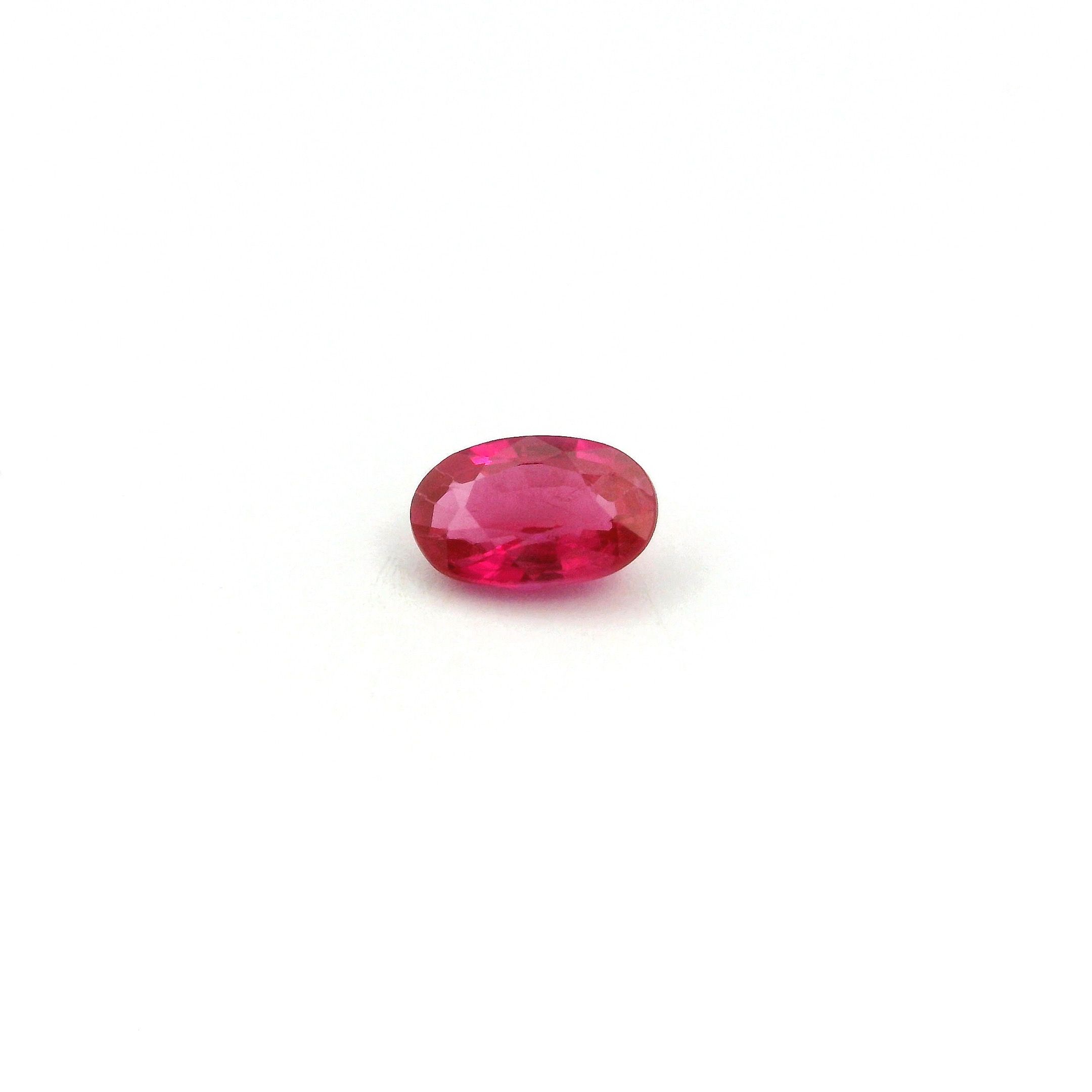 0.51 ct Oval Red Natural Ruby