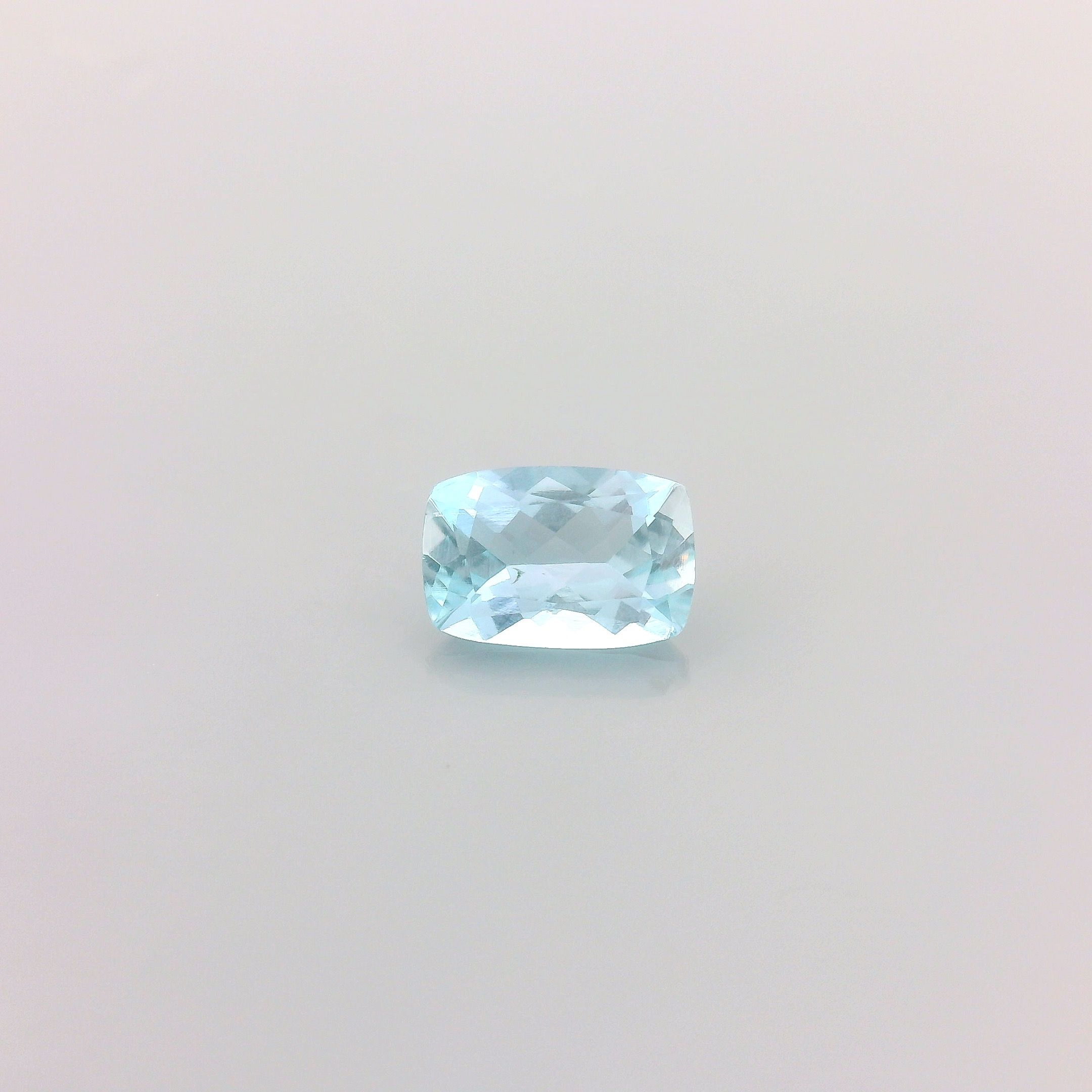 0.50 ct Cushion Blue Natural Aquamarine