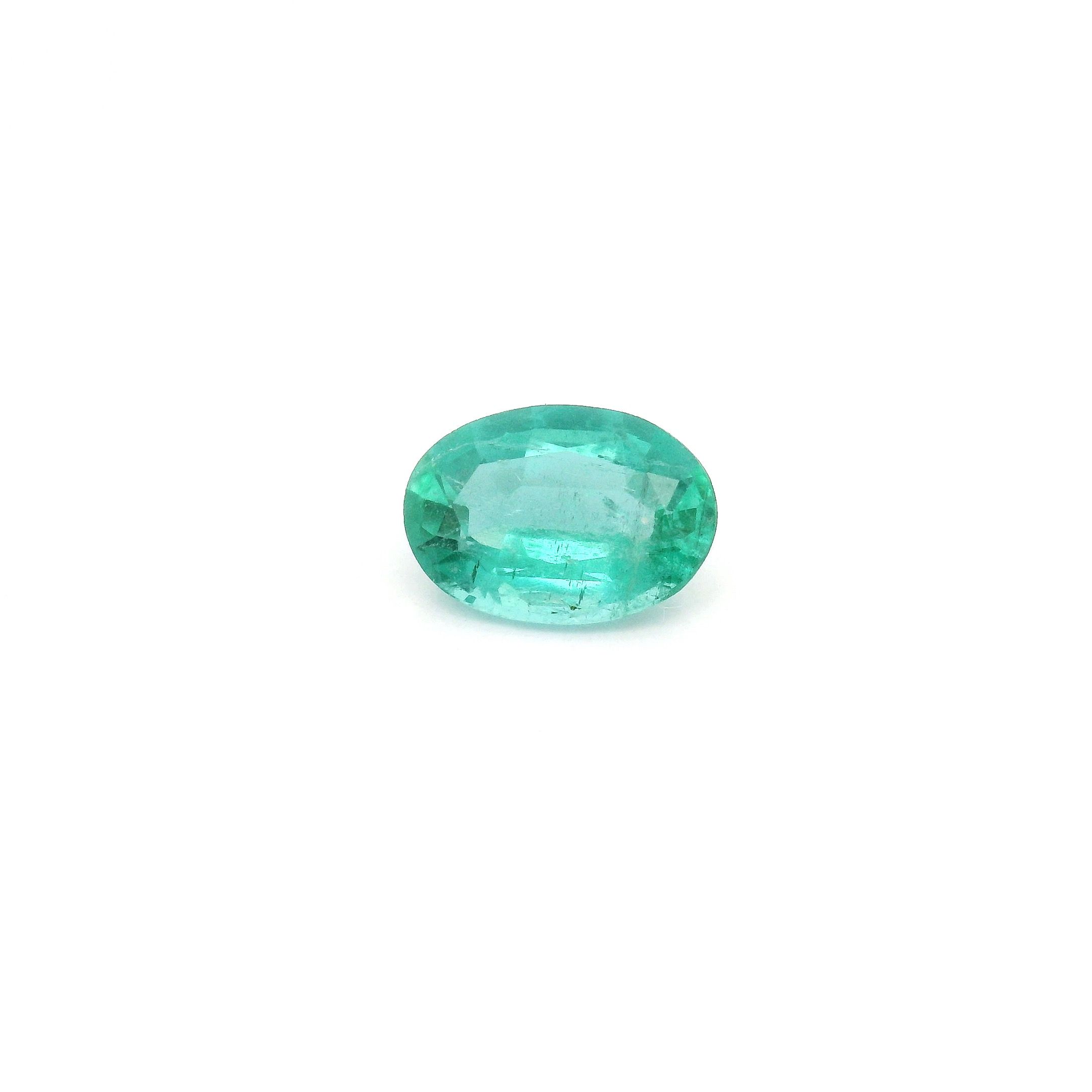 0.67 ct Oval Green Natural Emerald