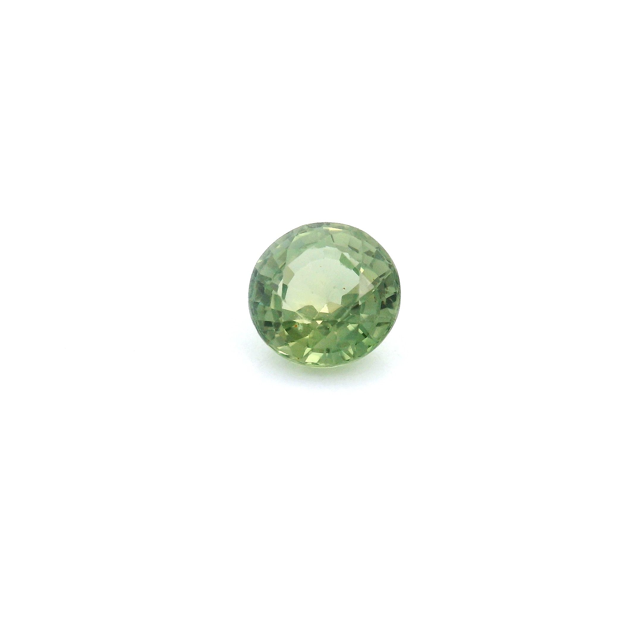 1.09 ct Round Green Natural Sapphire