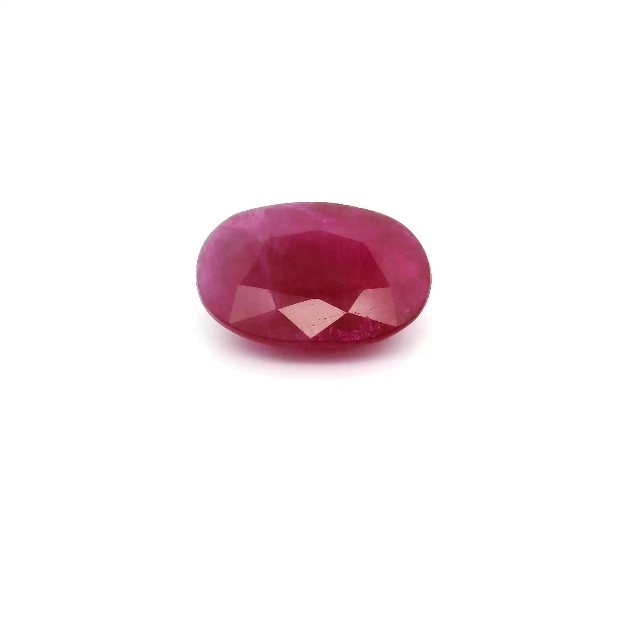 1.87 ct Oval Red Natural Ruby