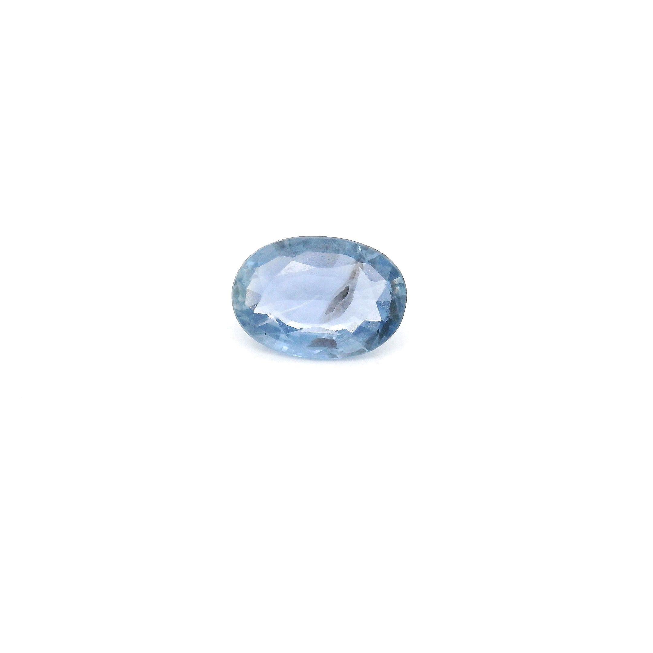 0.64 ct Oval Blue Natural Sapphire
