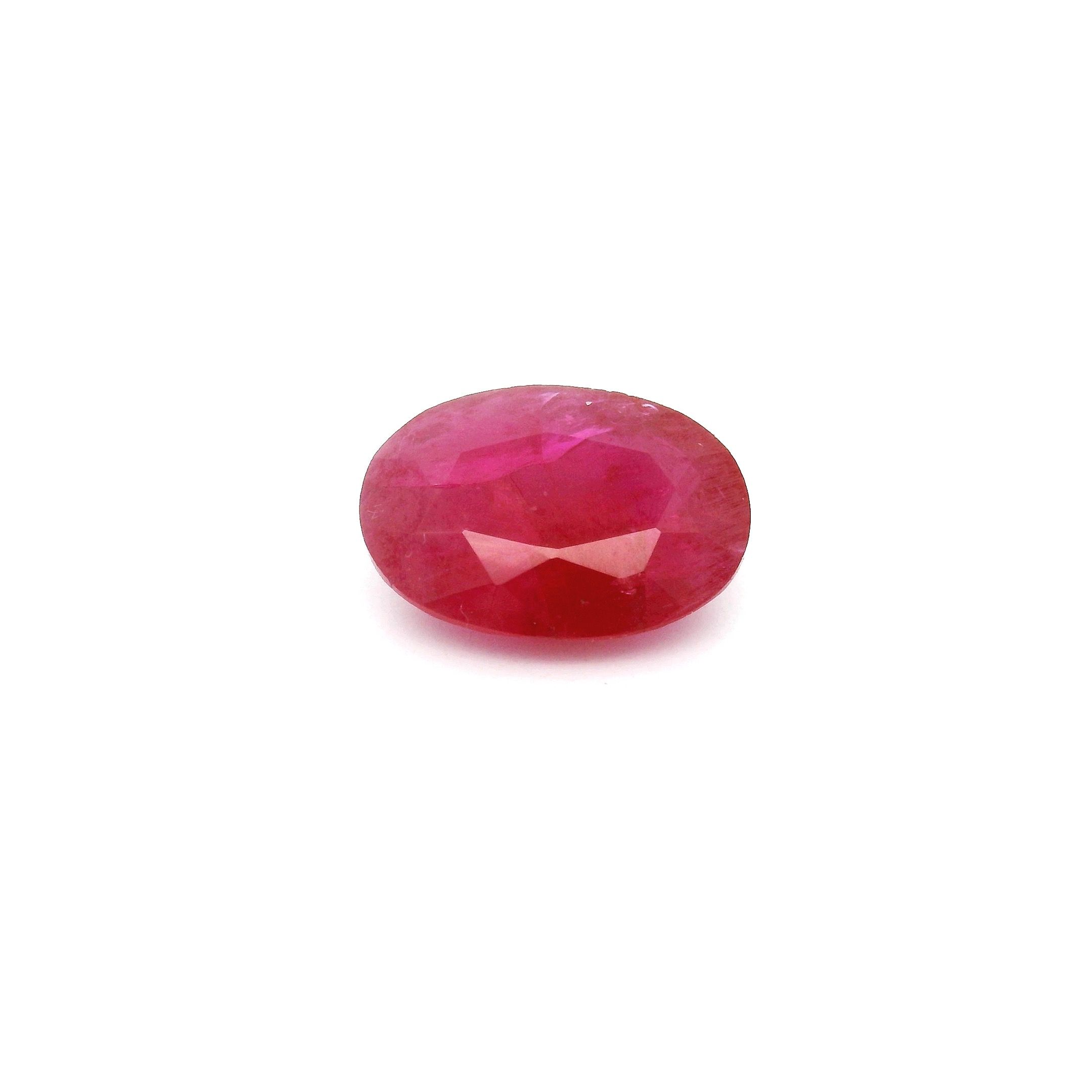 1.87 ct Oval Red Natural Ruby