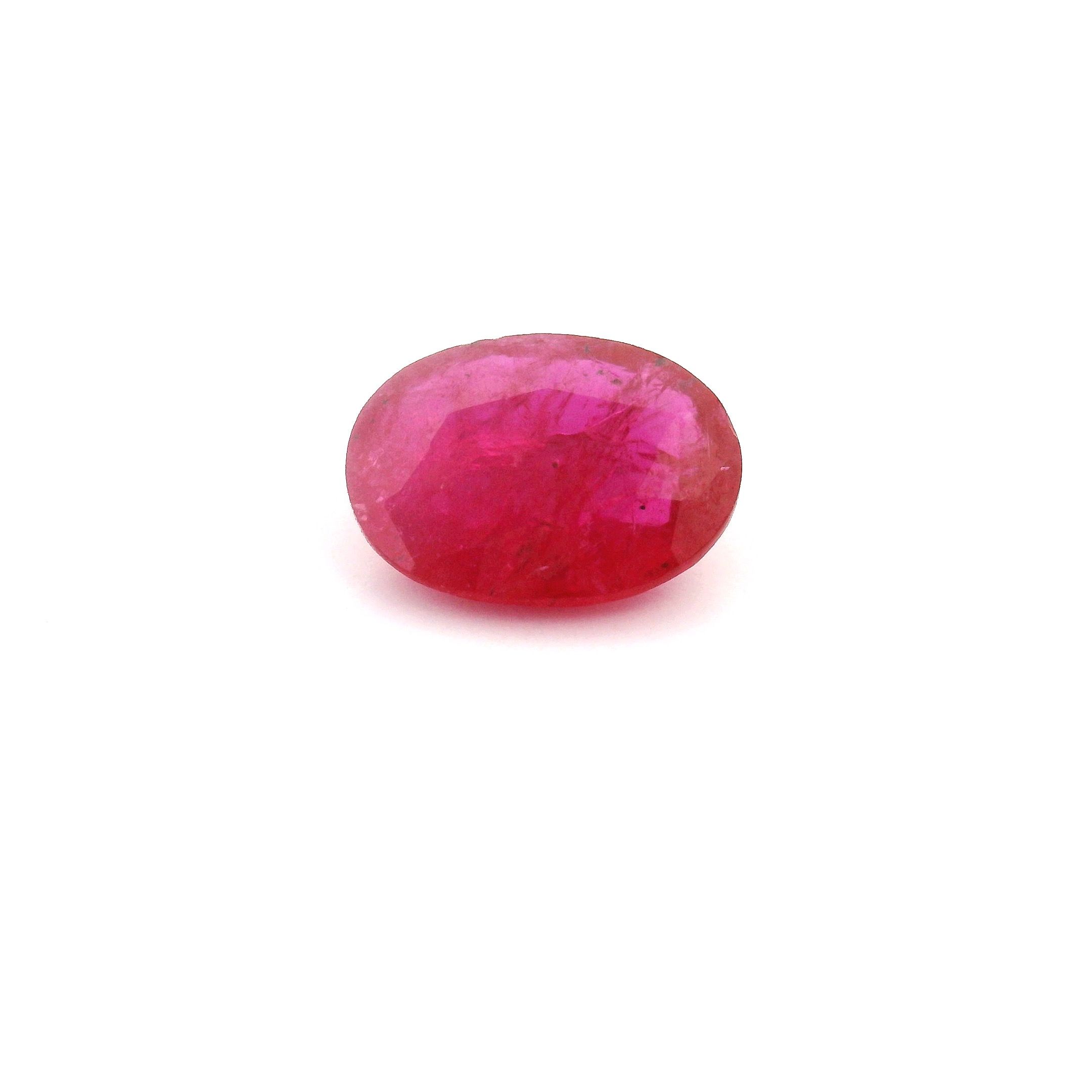 1.77 ct Oval Red Natural Ruby