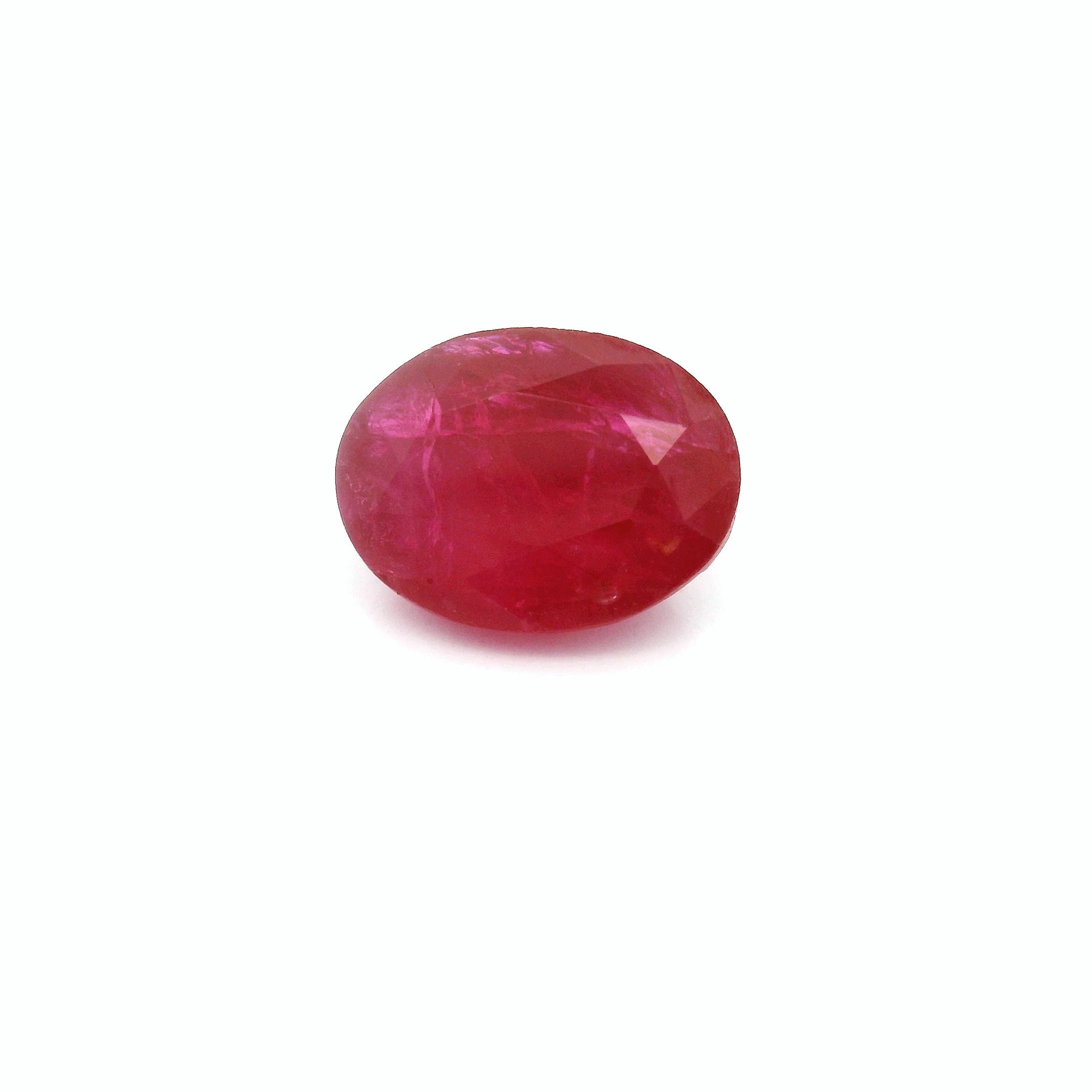 2.75 ct Oval Red Natural Ruby