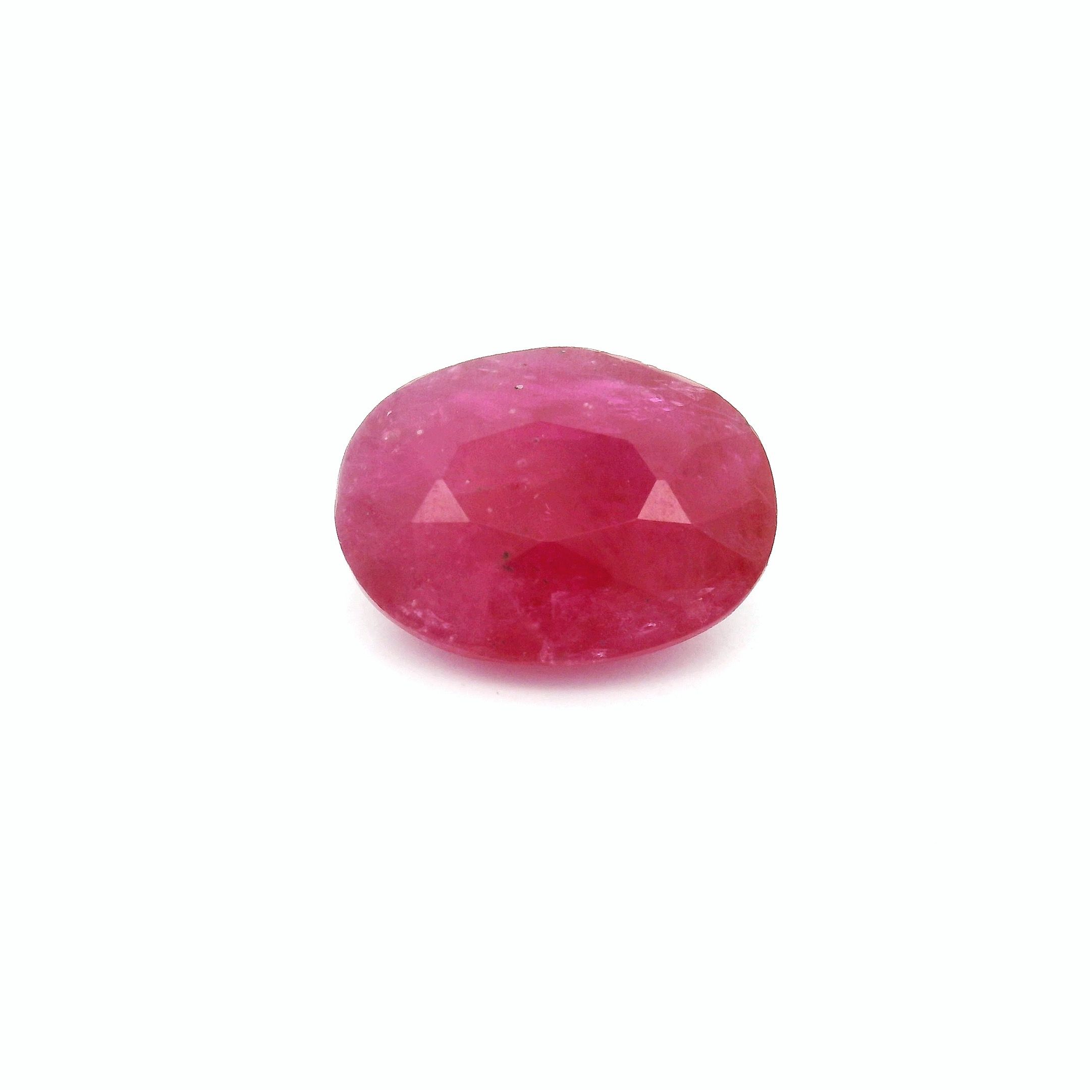 3.05 ct Oval Red Natural Ruby