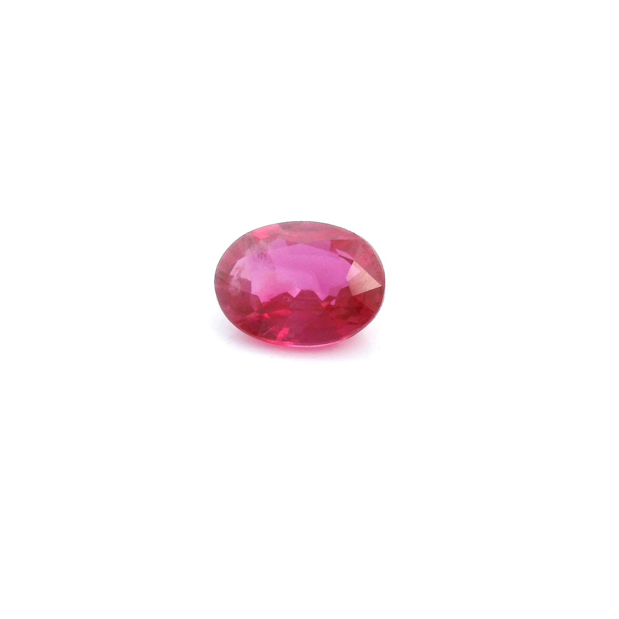 1.05 ct Oval Red Natural Ruby