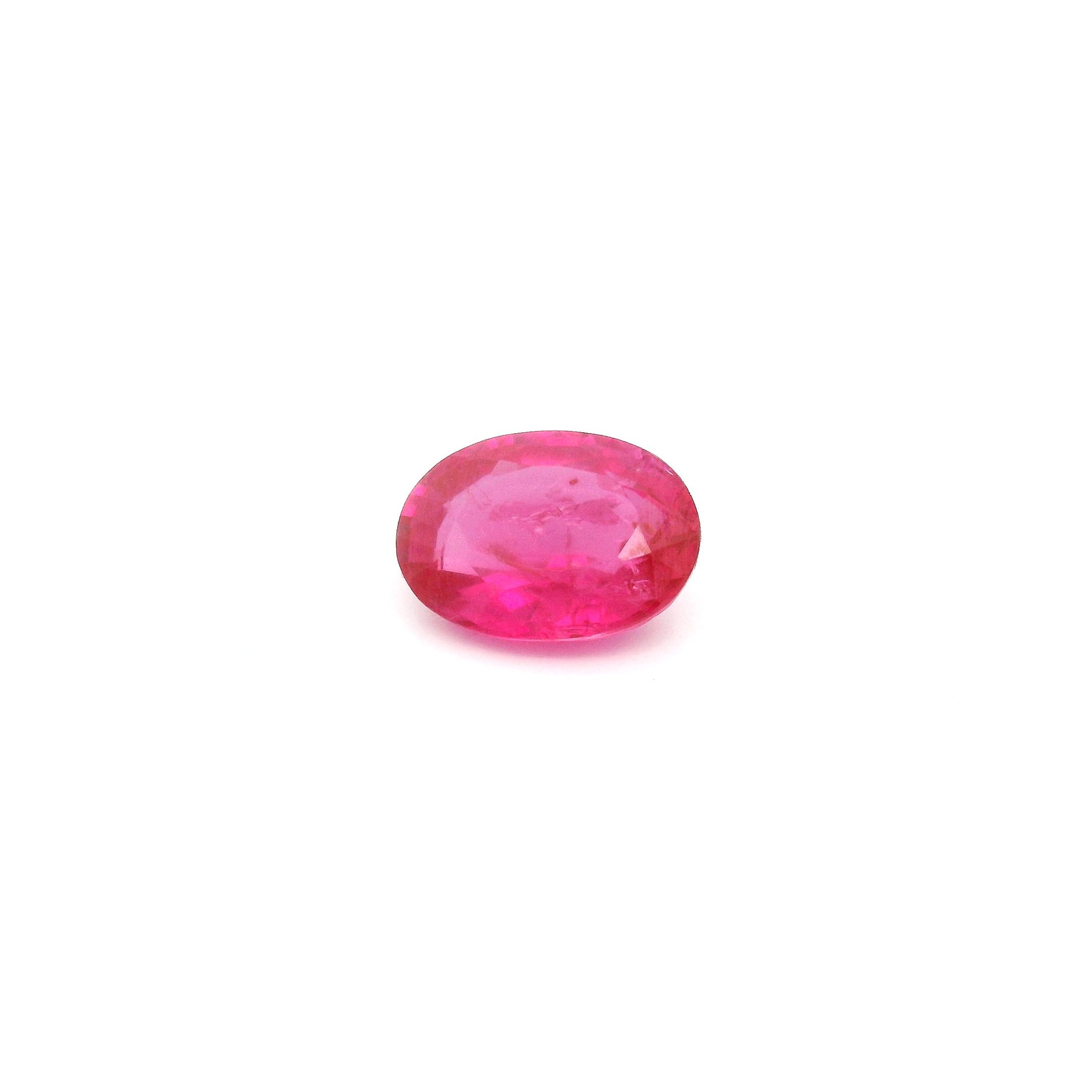 0.98 ct Oval Red Natural Ruby