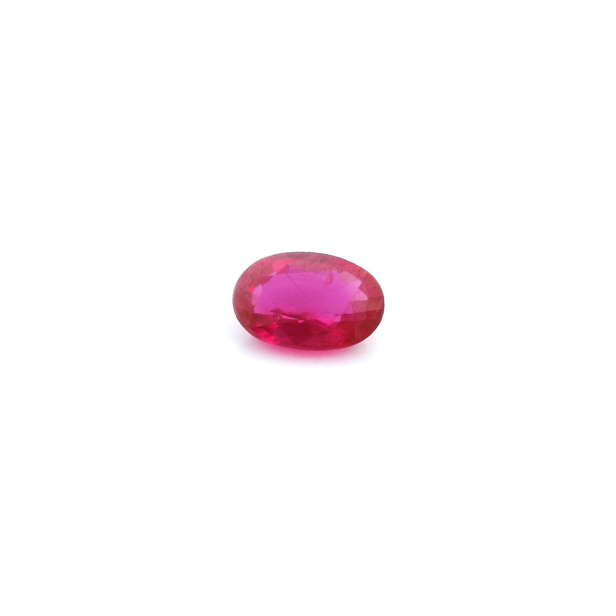0.58 ct Oval Red Natural Ruby