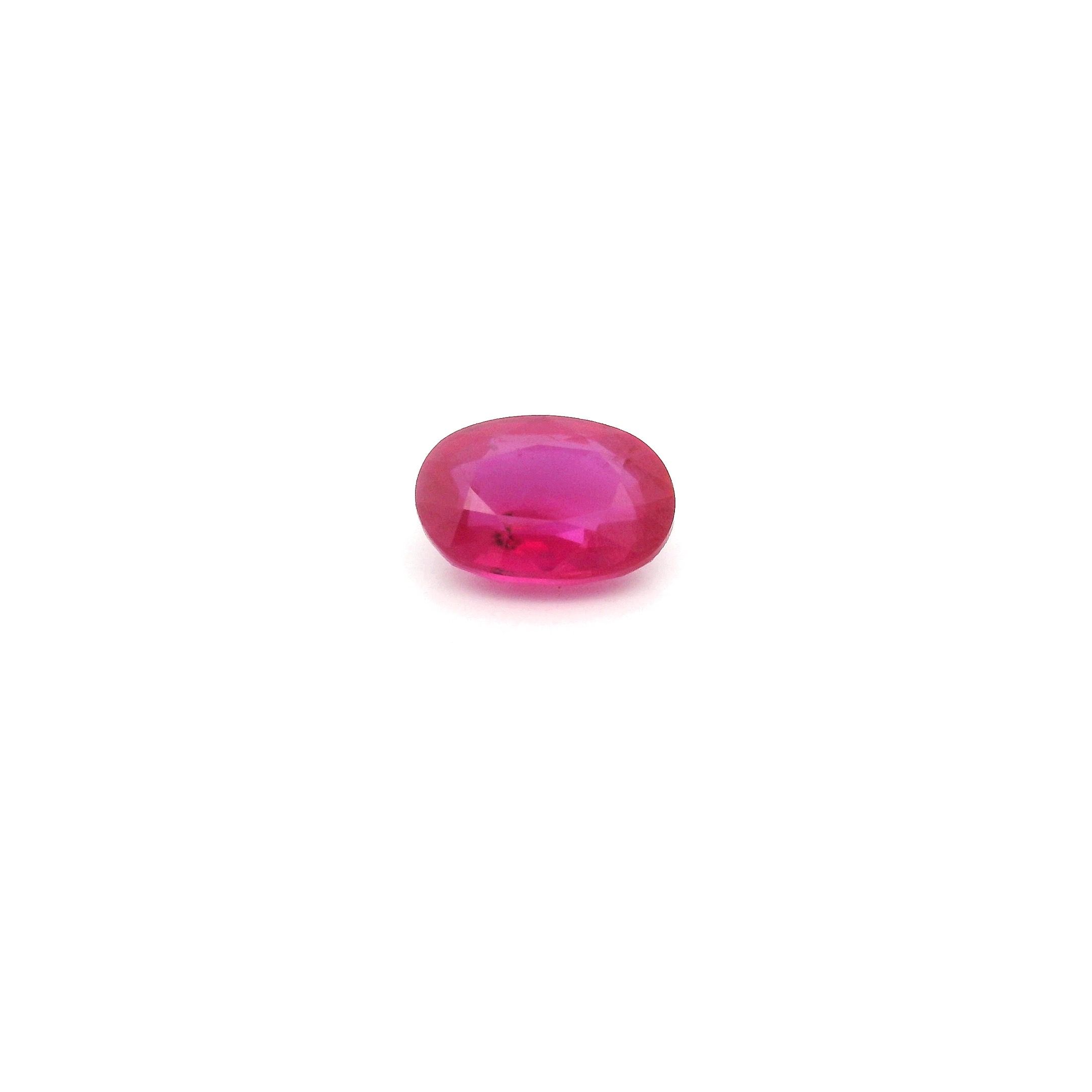 0.68 ct Oval Red Natural Ruby