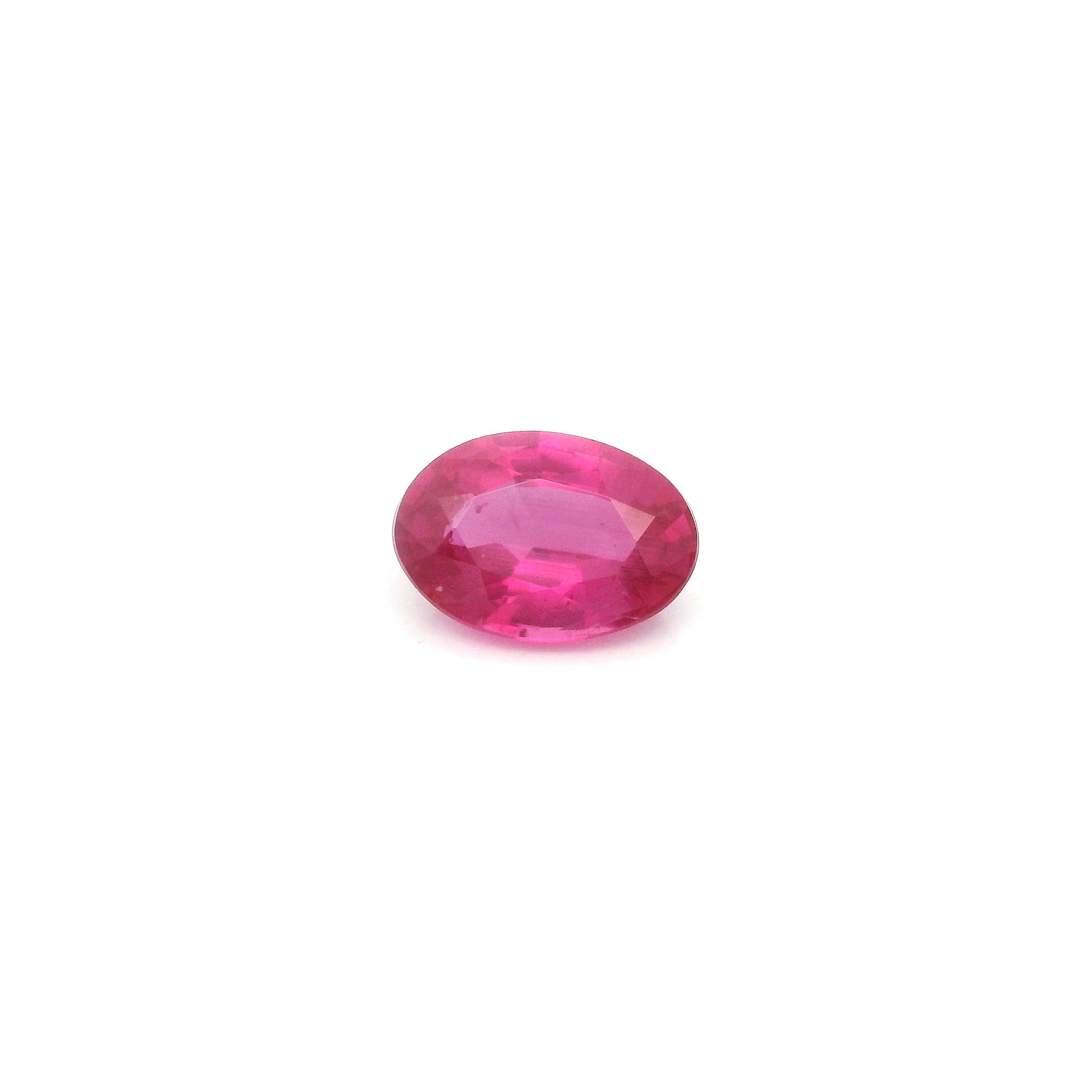 0.90 ct Oval Red Natural Ruby