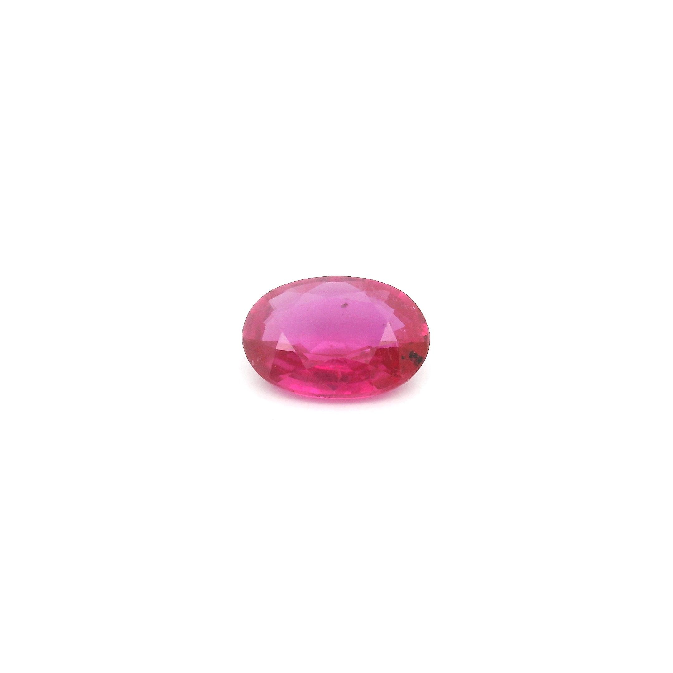 0.82 ct Oval Red Natural Ruby