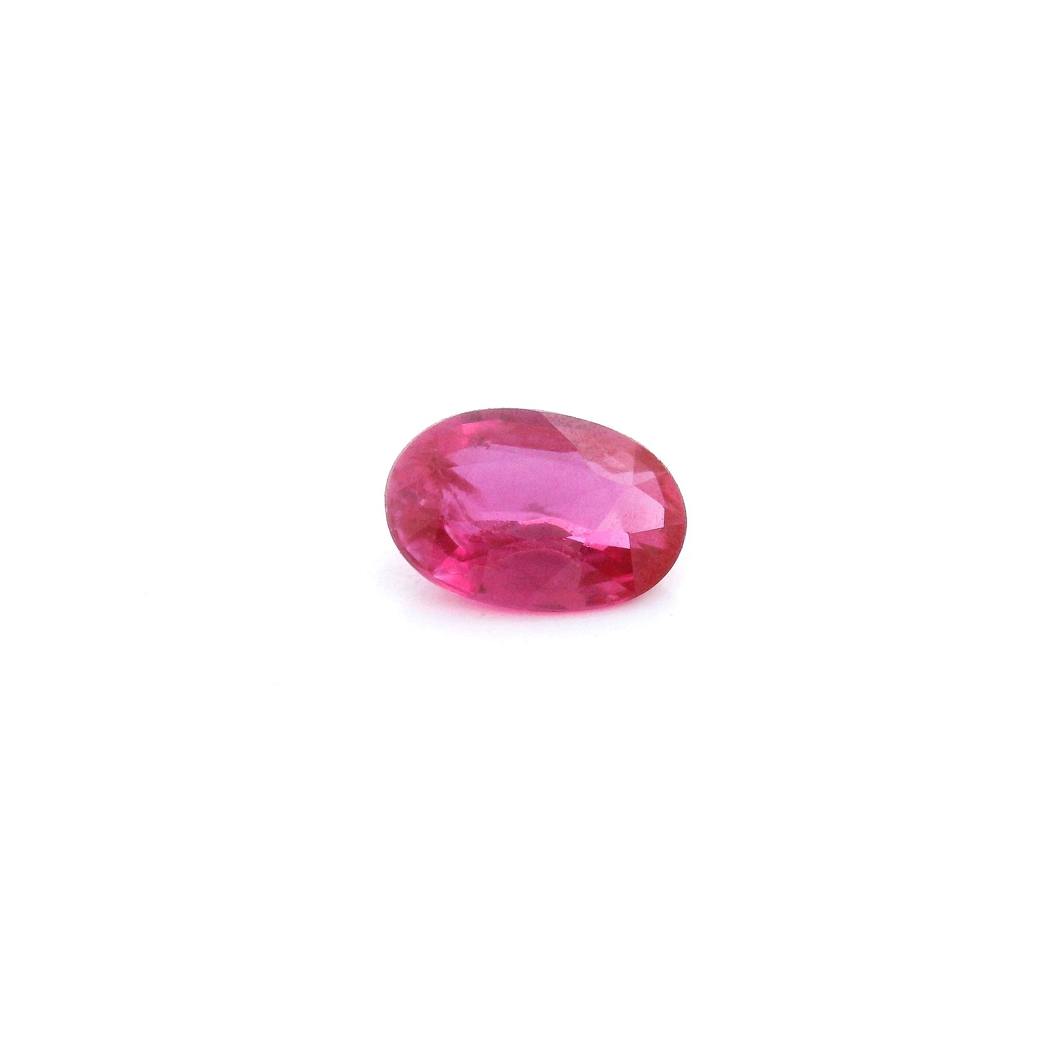 0.86 ct Oval Red Natural Ruby
