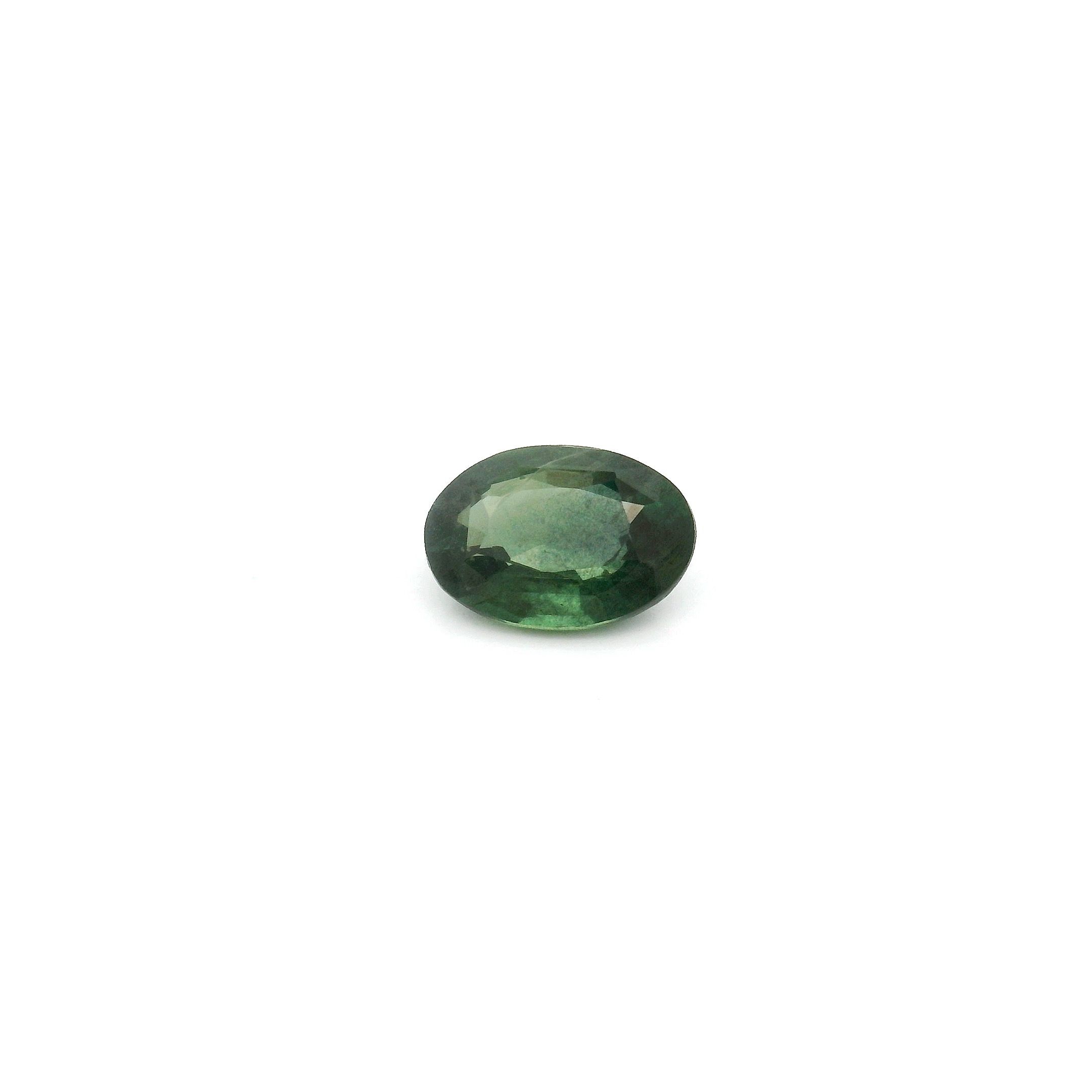 0.67 ct Oval Green Natural Sapphire