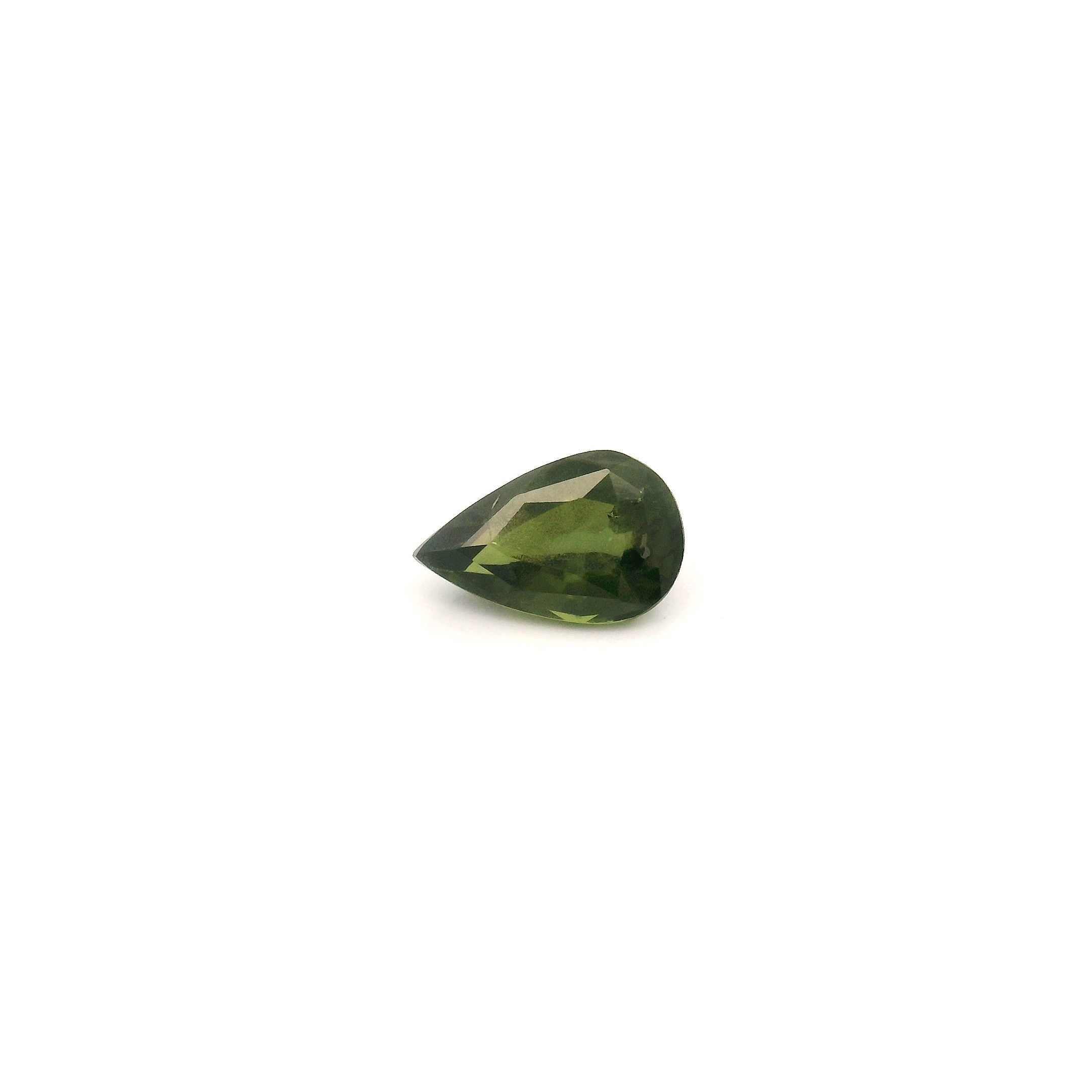 0.55 ct Pear Green Natural Sapphire