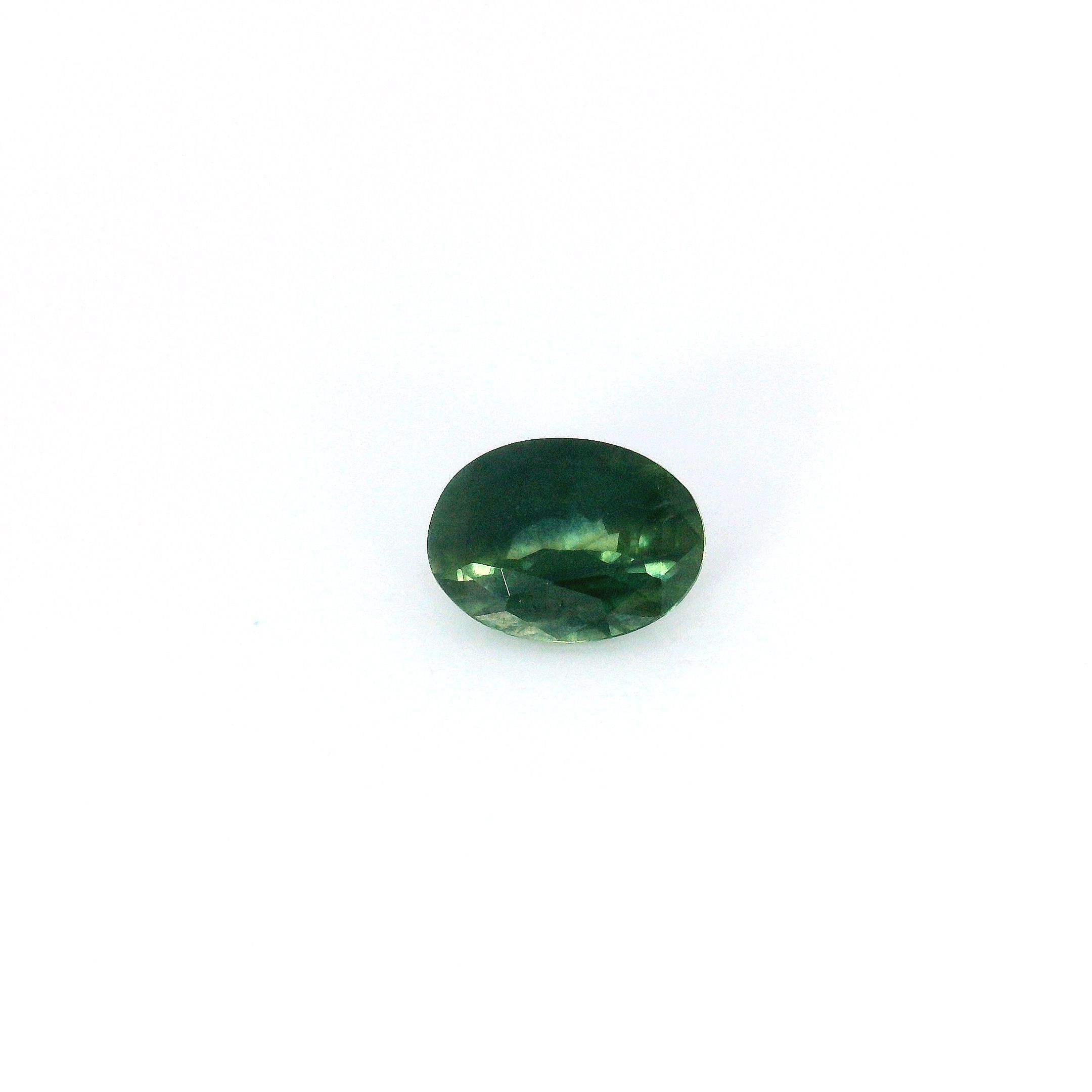 0.77 ct Oval Green Natural Sapphire