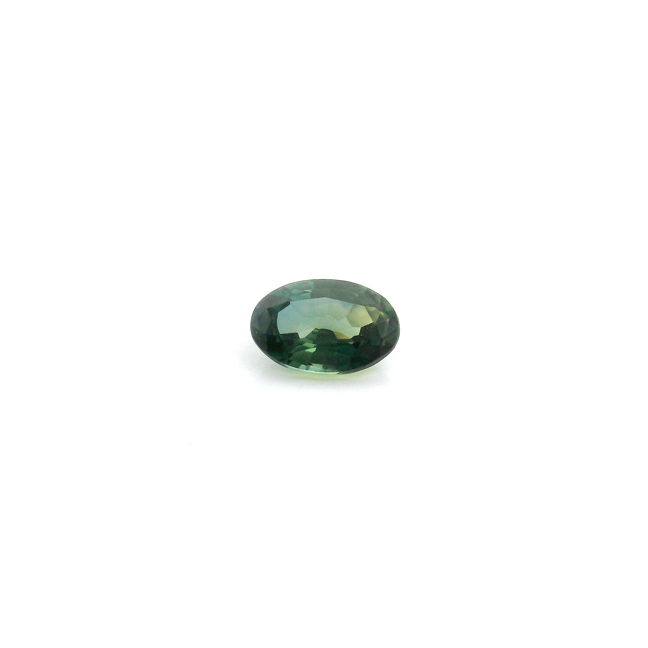 0.48 ct Oval Green Natural Sapphire