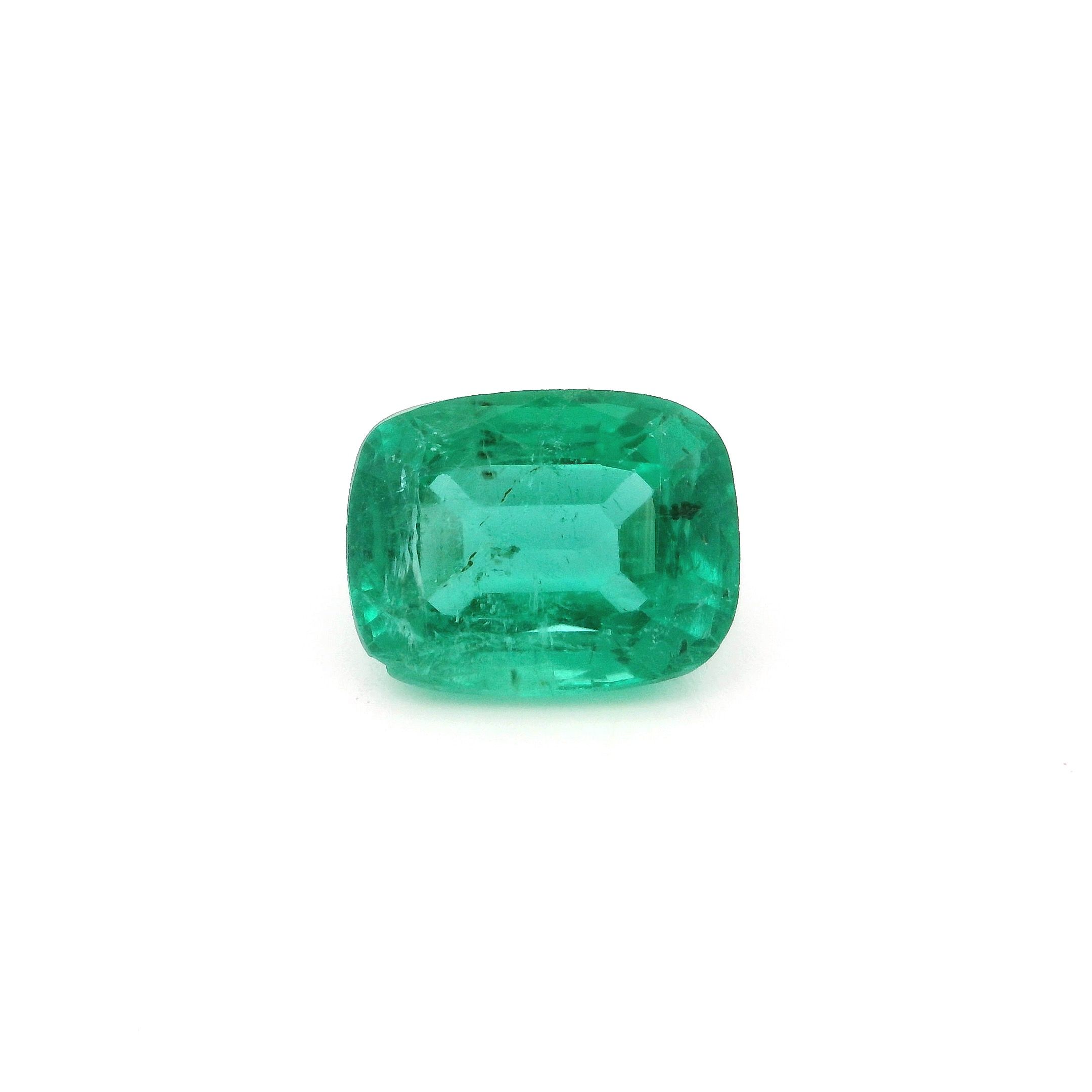 2.37 ct Cushion Green Natural Emerald
