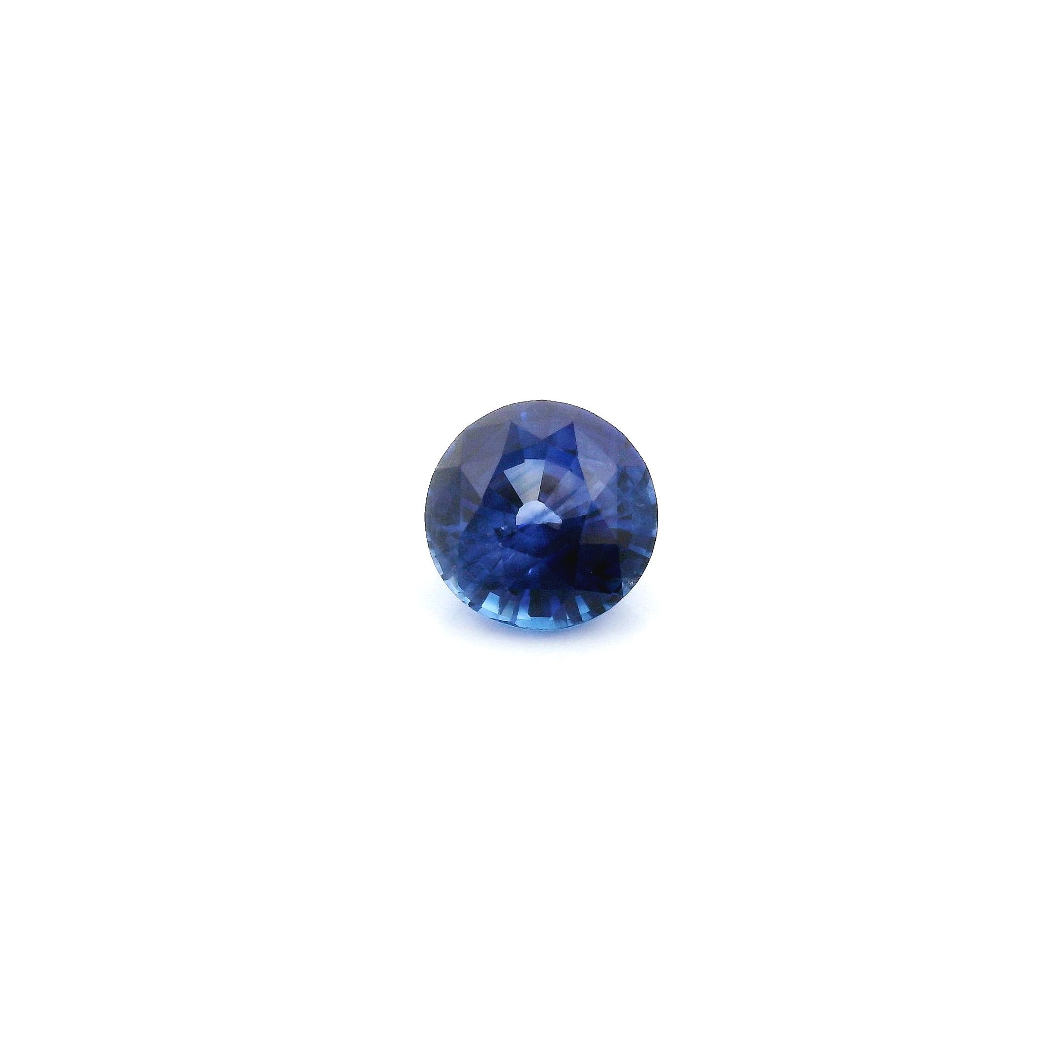 0.86 ct Round Blue Natural Sapphire