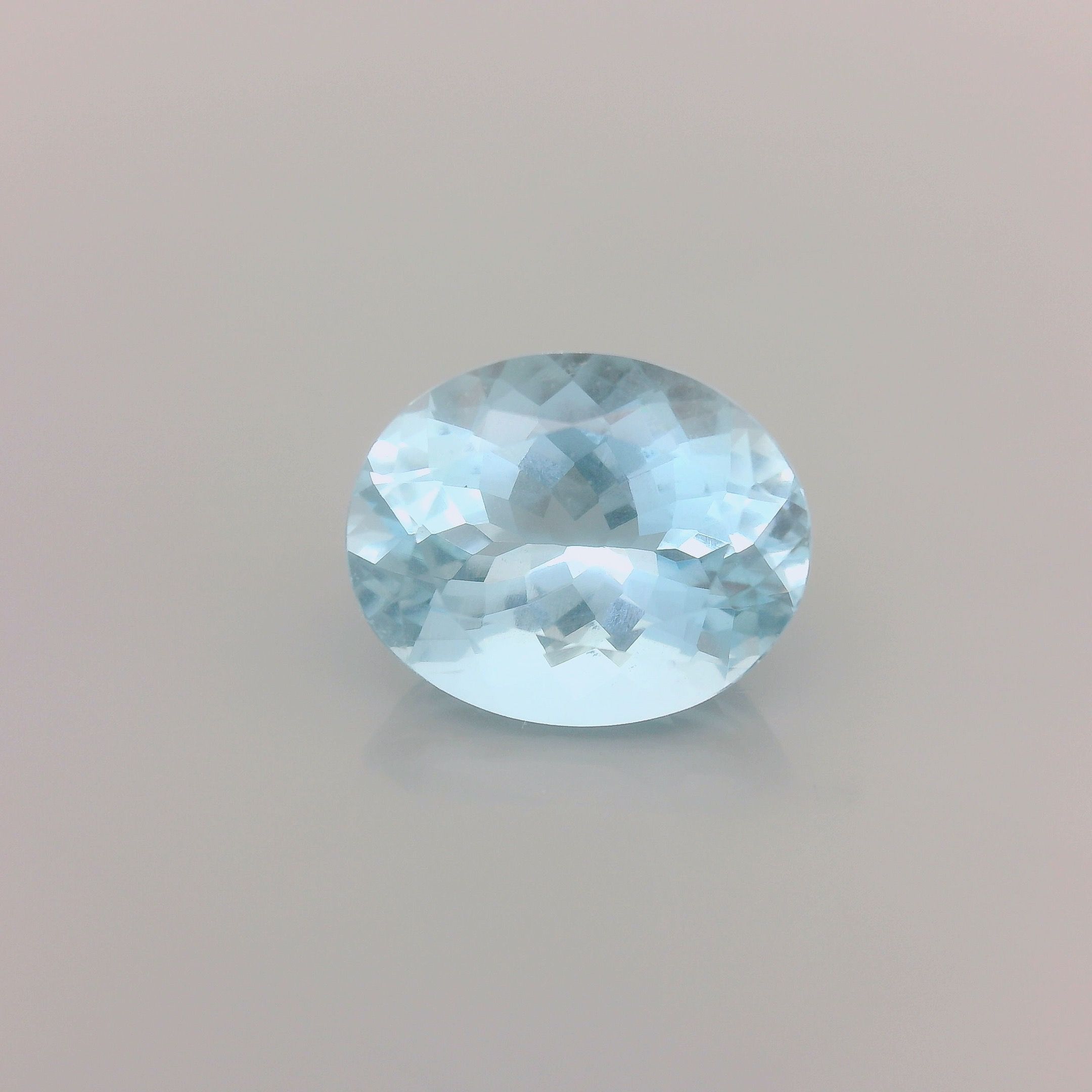 2.53 ct Oval Blue Natural Aquamarine