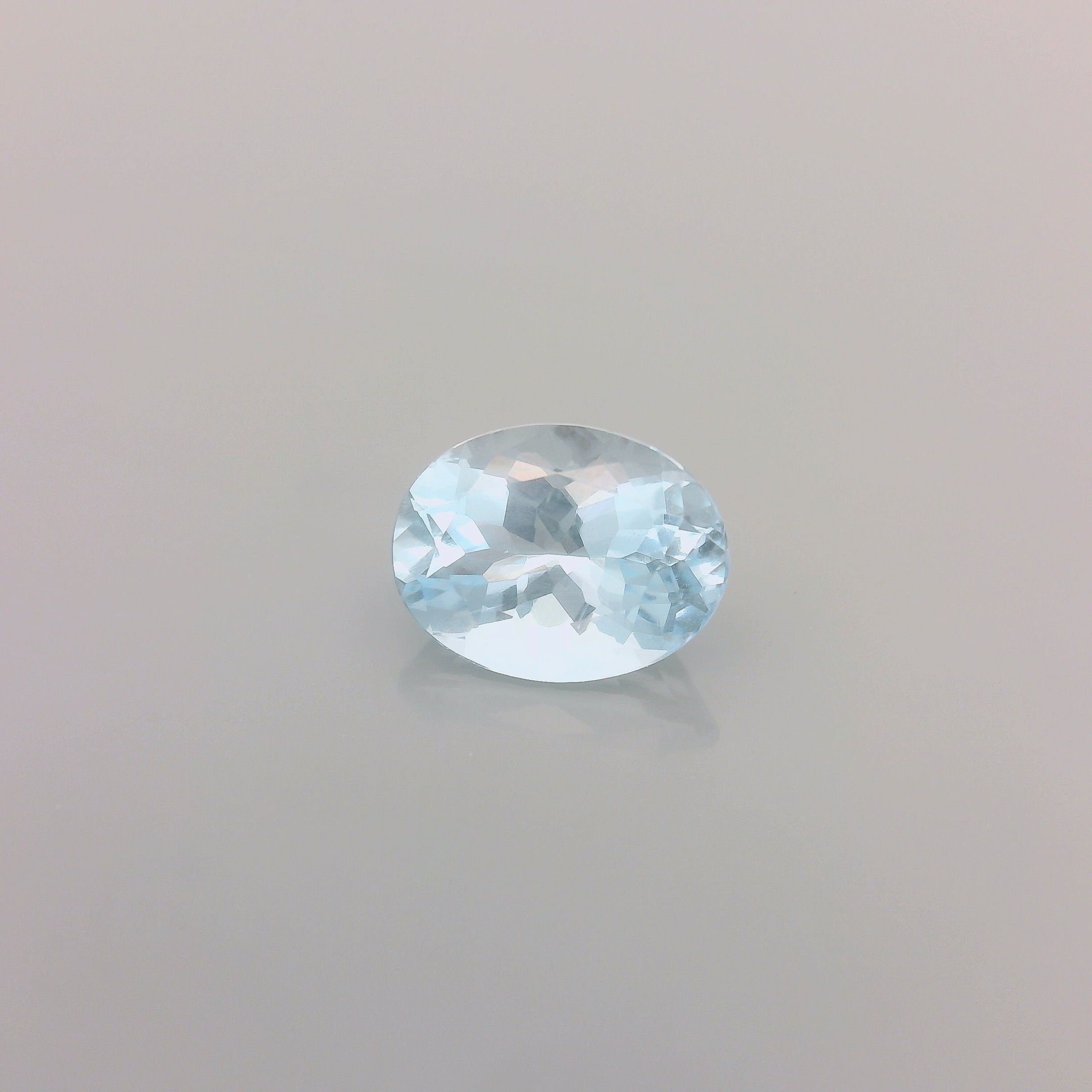 1.19 ct Oval Blue Natural Aquamarine