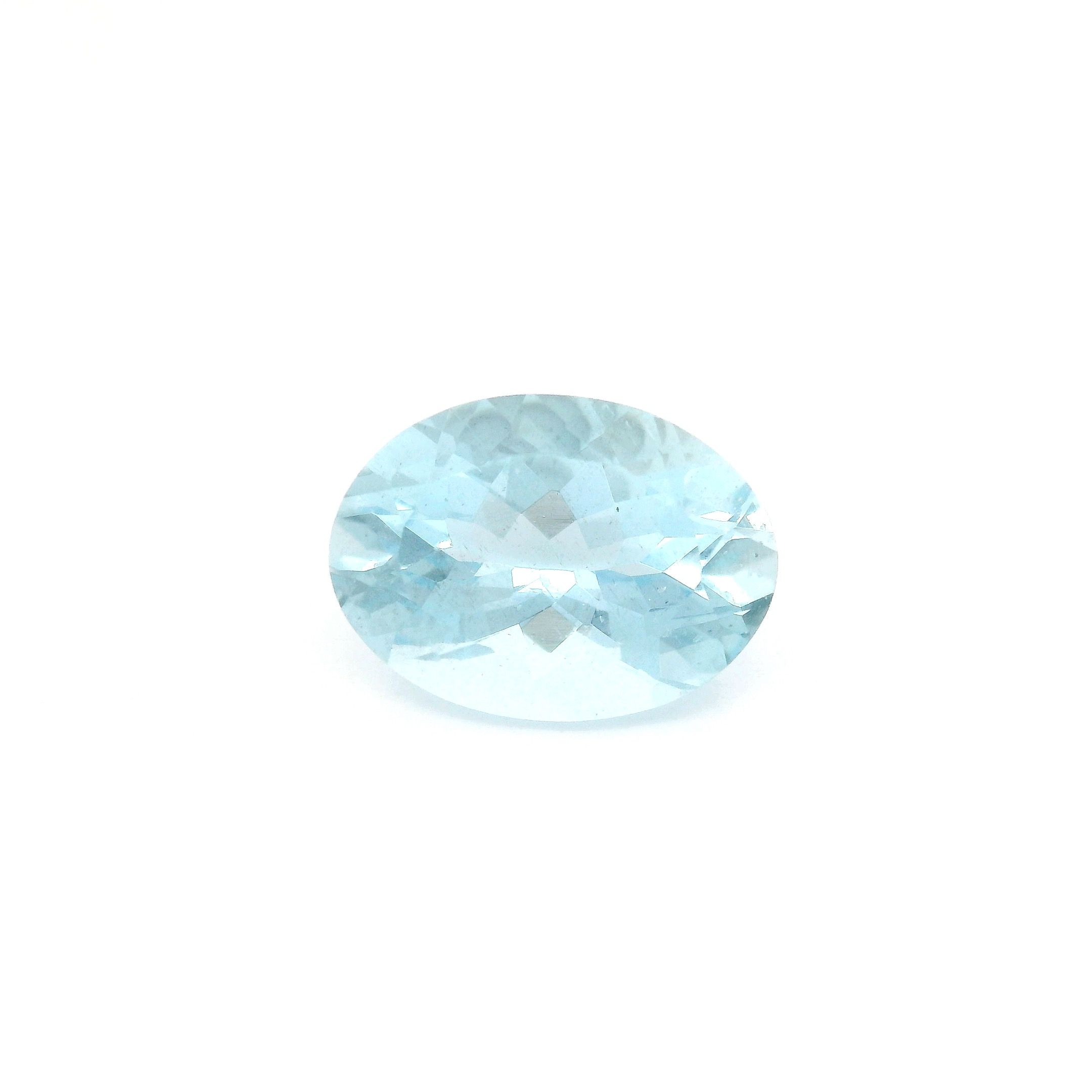 1.97 ct Oval Blue Natural Aquamarine