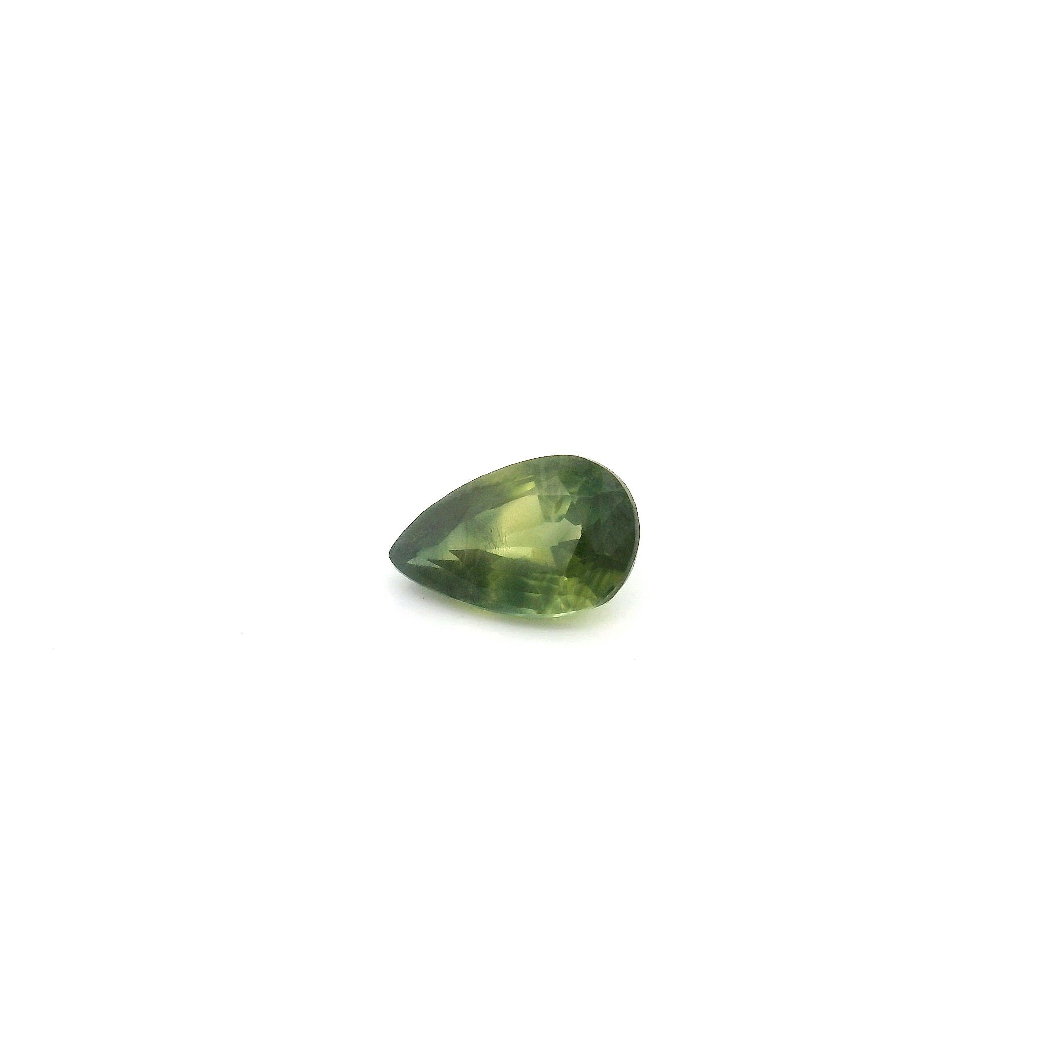 0.55 ct Pear Green Natural Sapphire