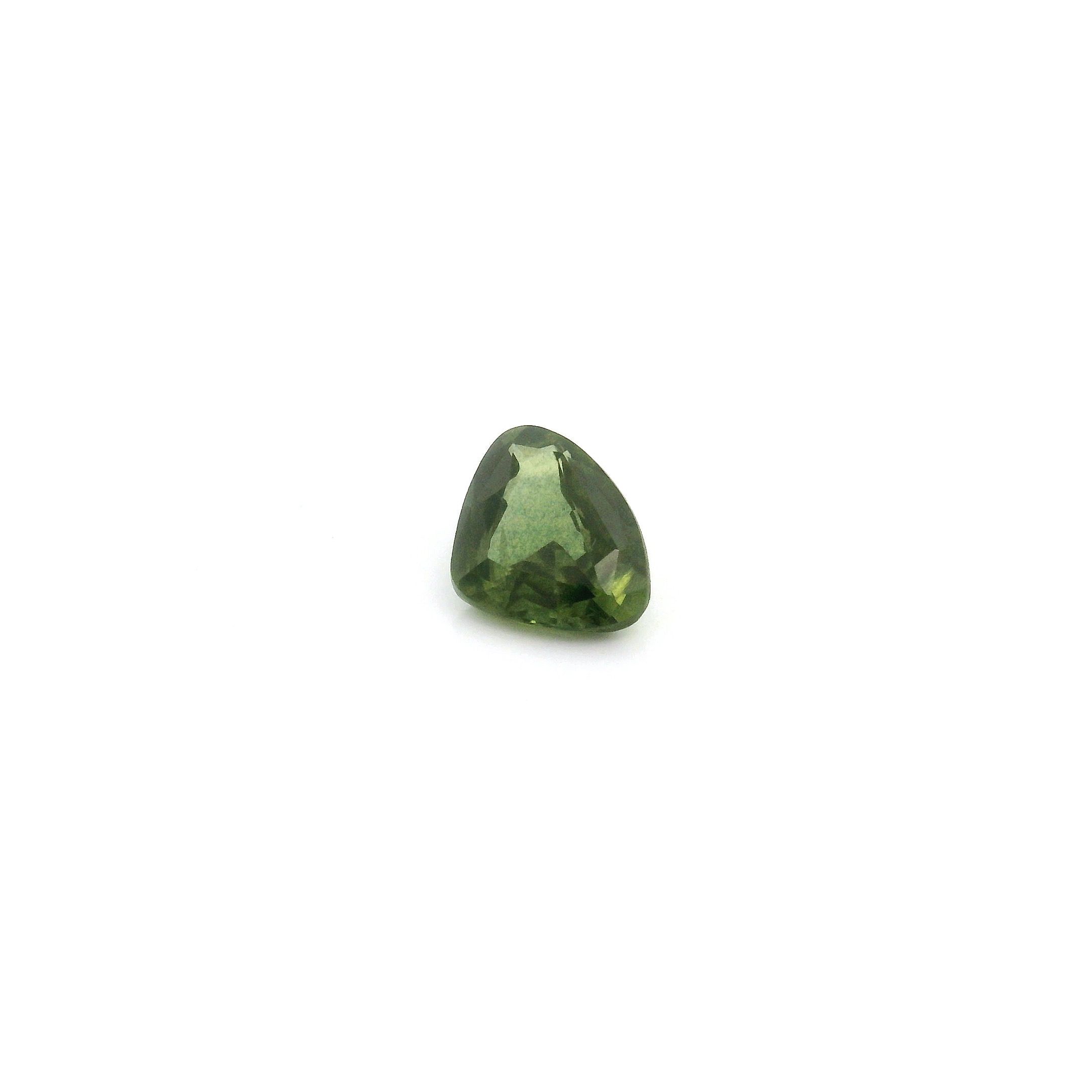0.52 ct Pear Green Natural Sapphire