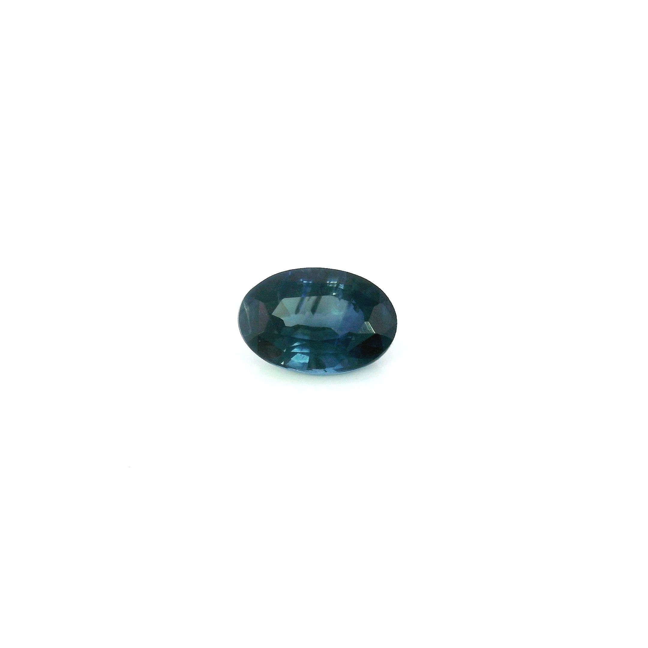 0.69 ct Oval Blue Natural Sapphire