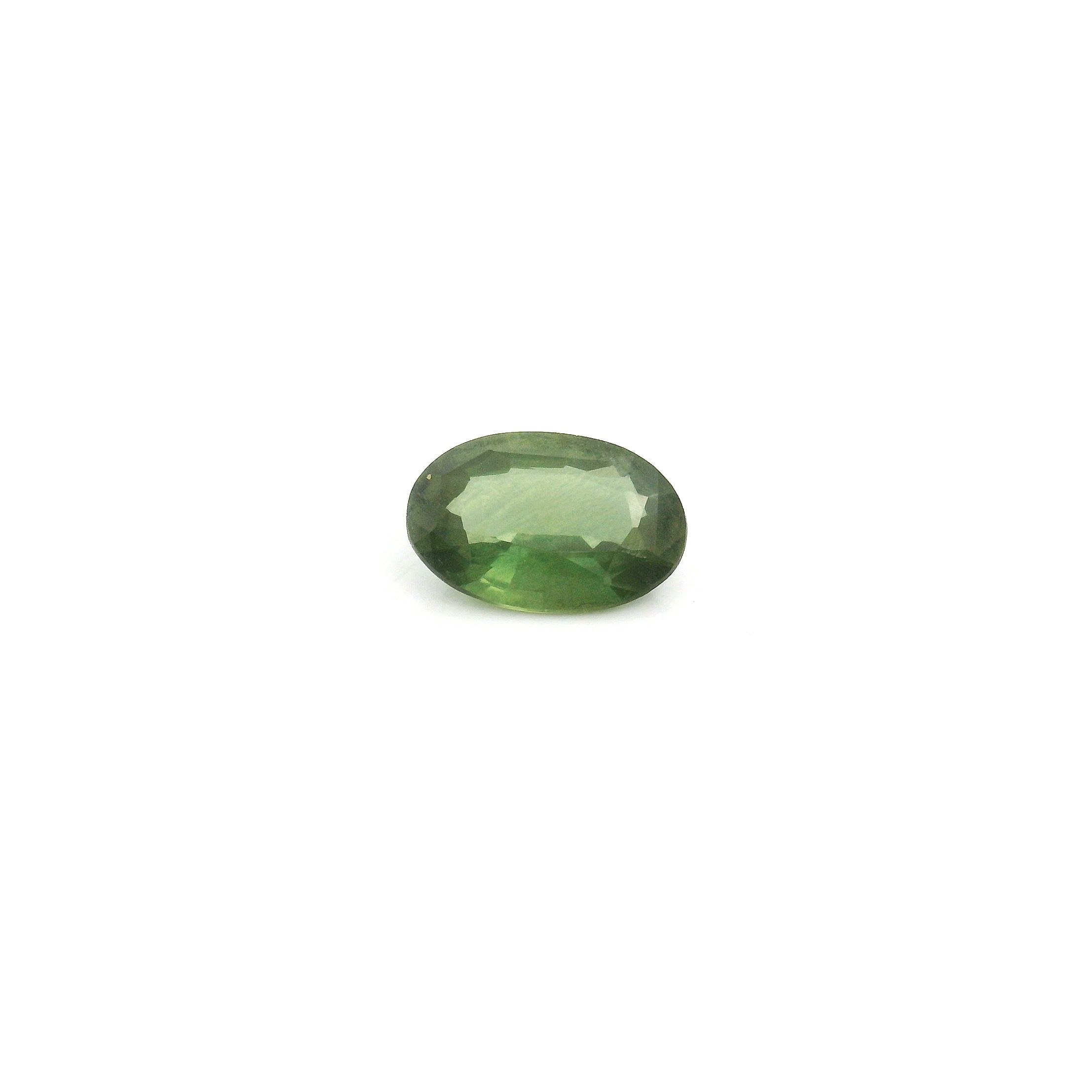 0.59 ct Oval Green Natural Sapphire