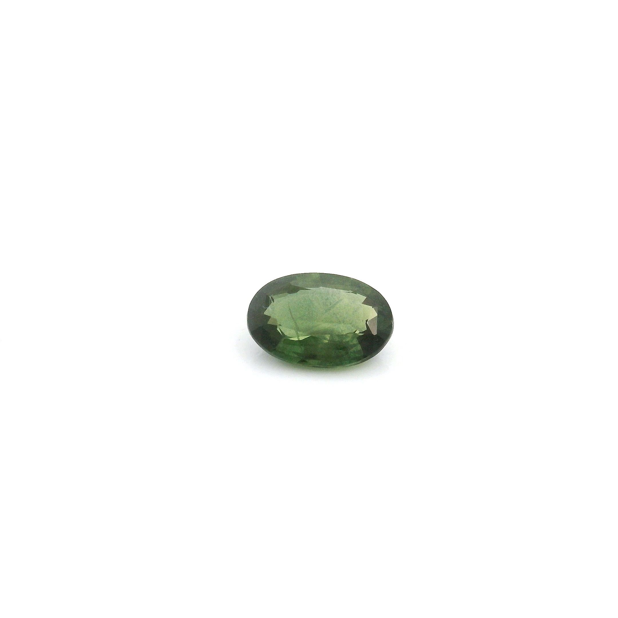 0.56 ct Oval Green Natural Sapphire