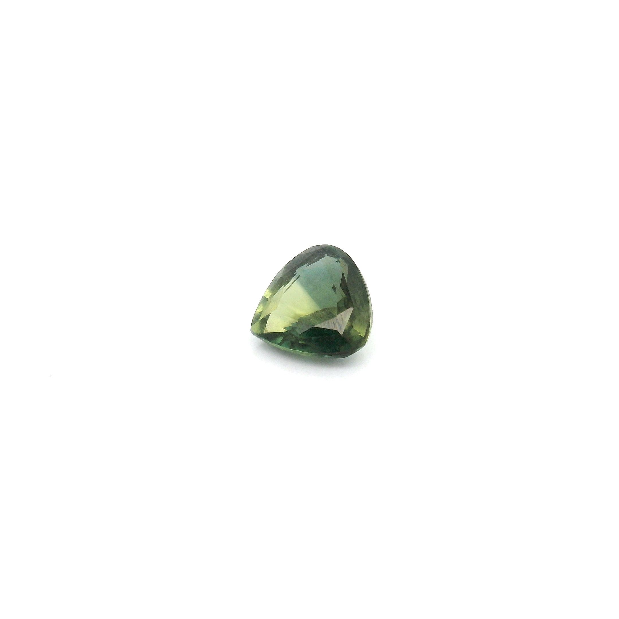 0.60 ct Pear Green Natural Sapphire