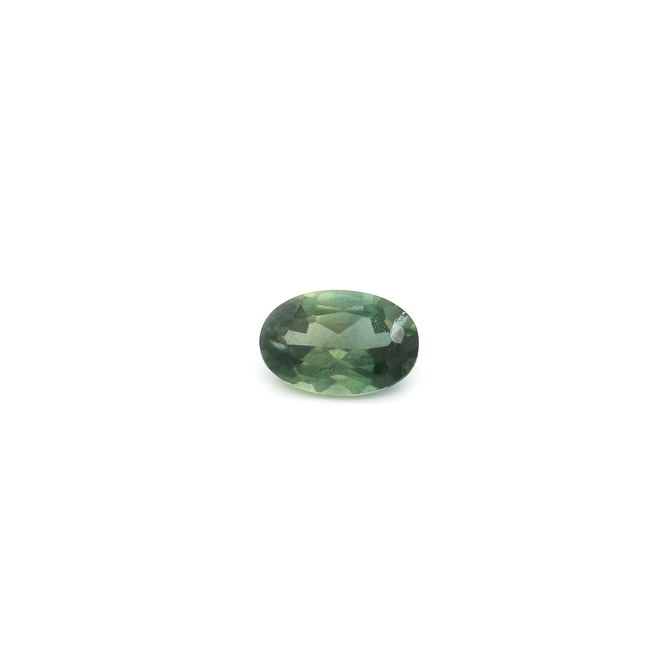 0.58 ct Oval Green Natural Sapphire