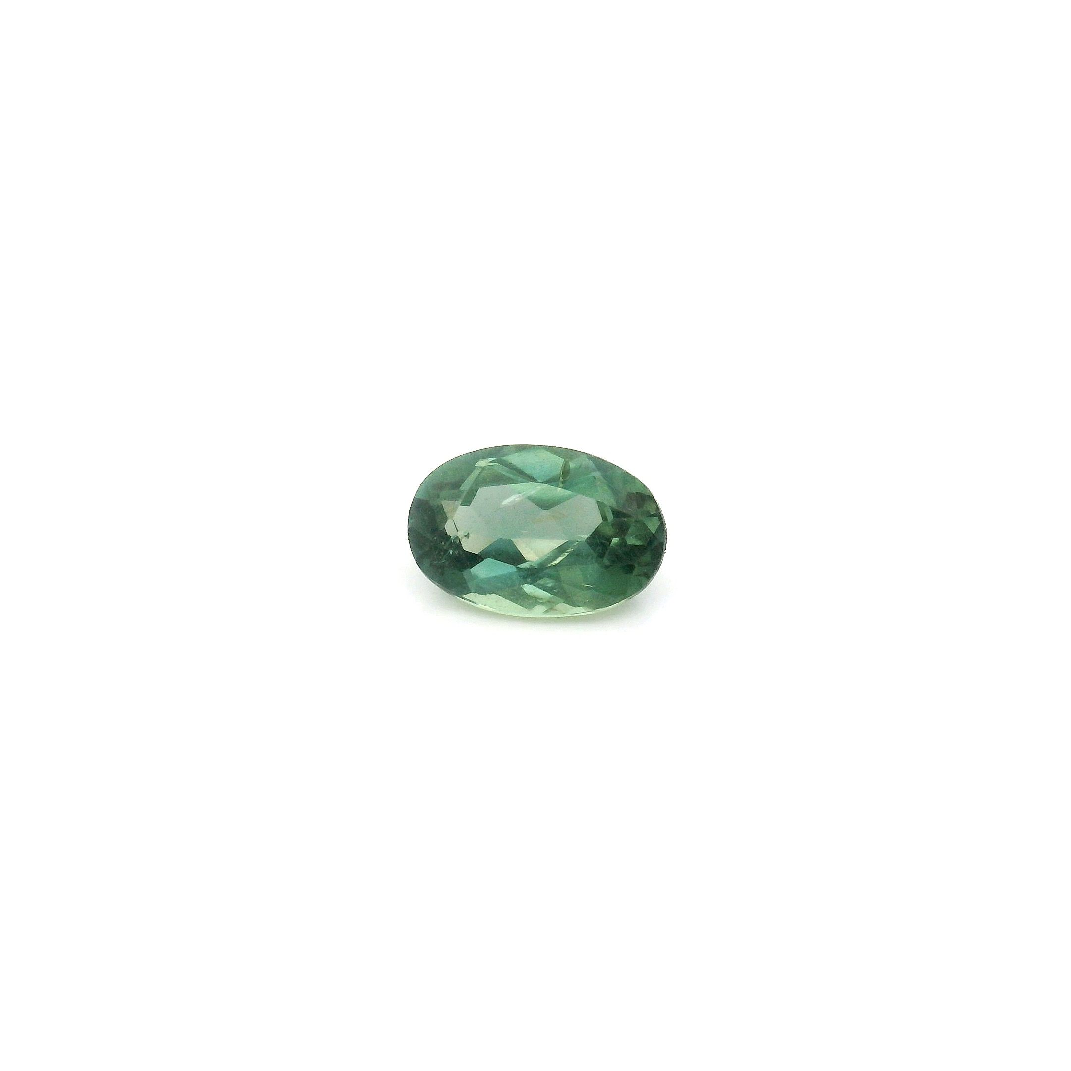 0.66 ct Oval Green Natural Sapphire