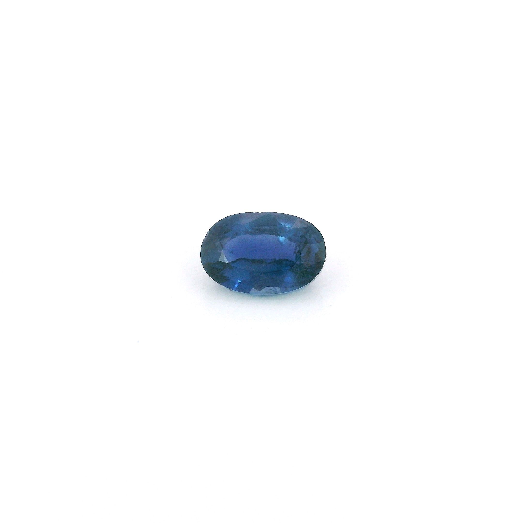 0.72 ct Oval Blue Natural Sapphire