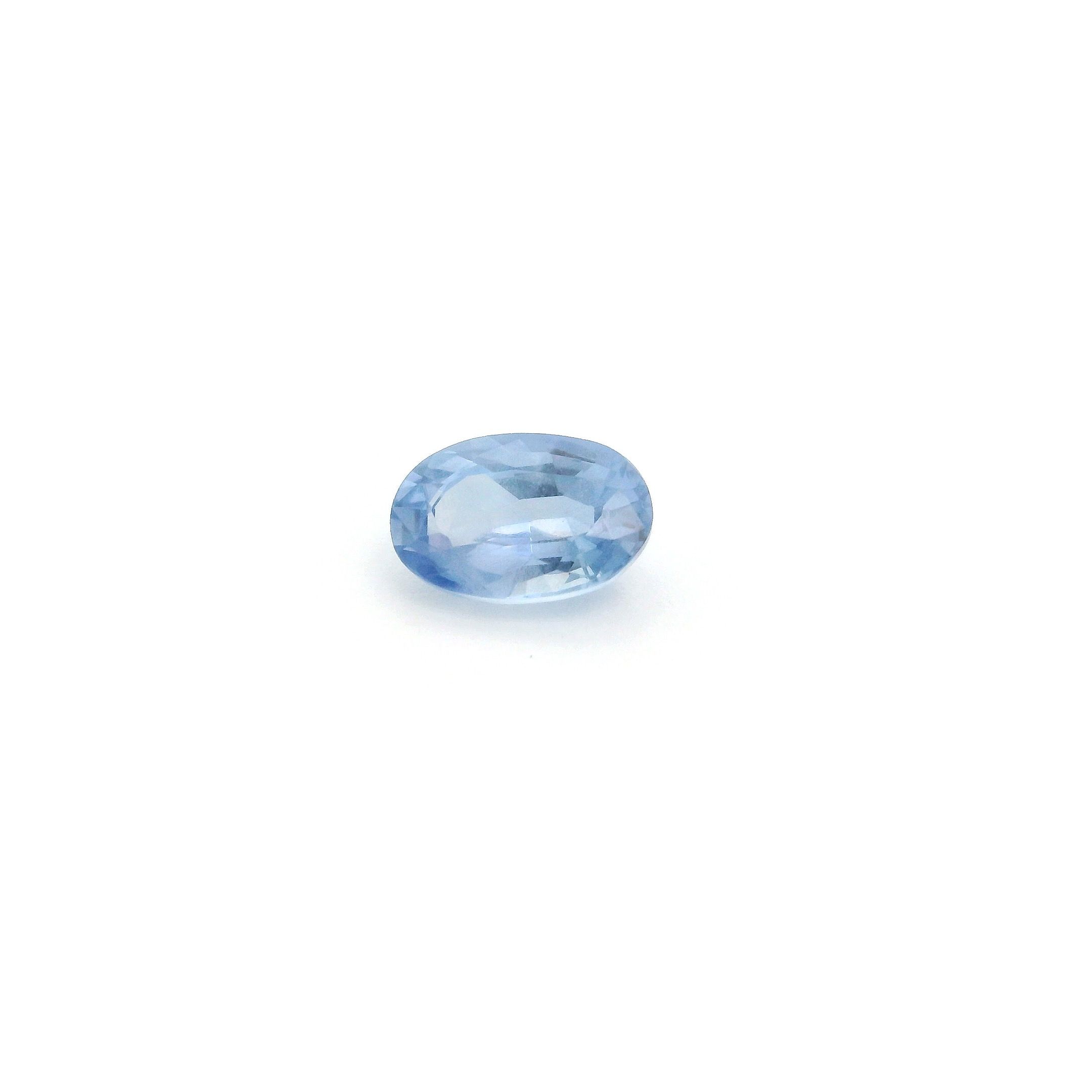 0.67 ct Oval Blue Natural Sapphire